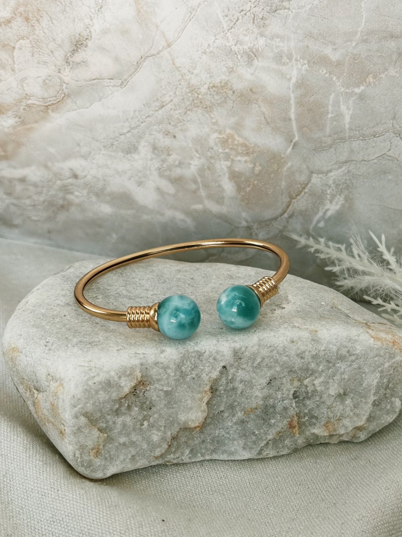 Olas Cuff