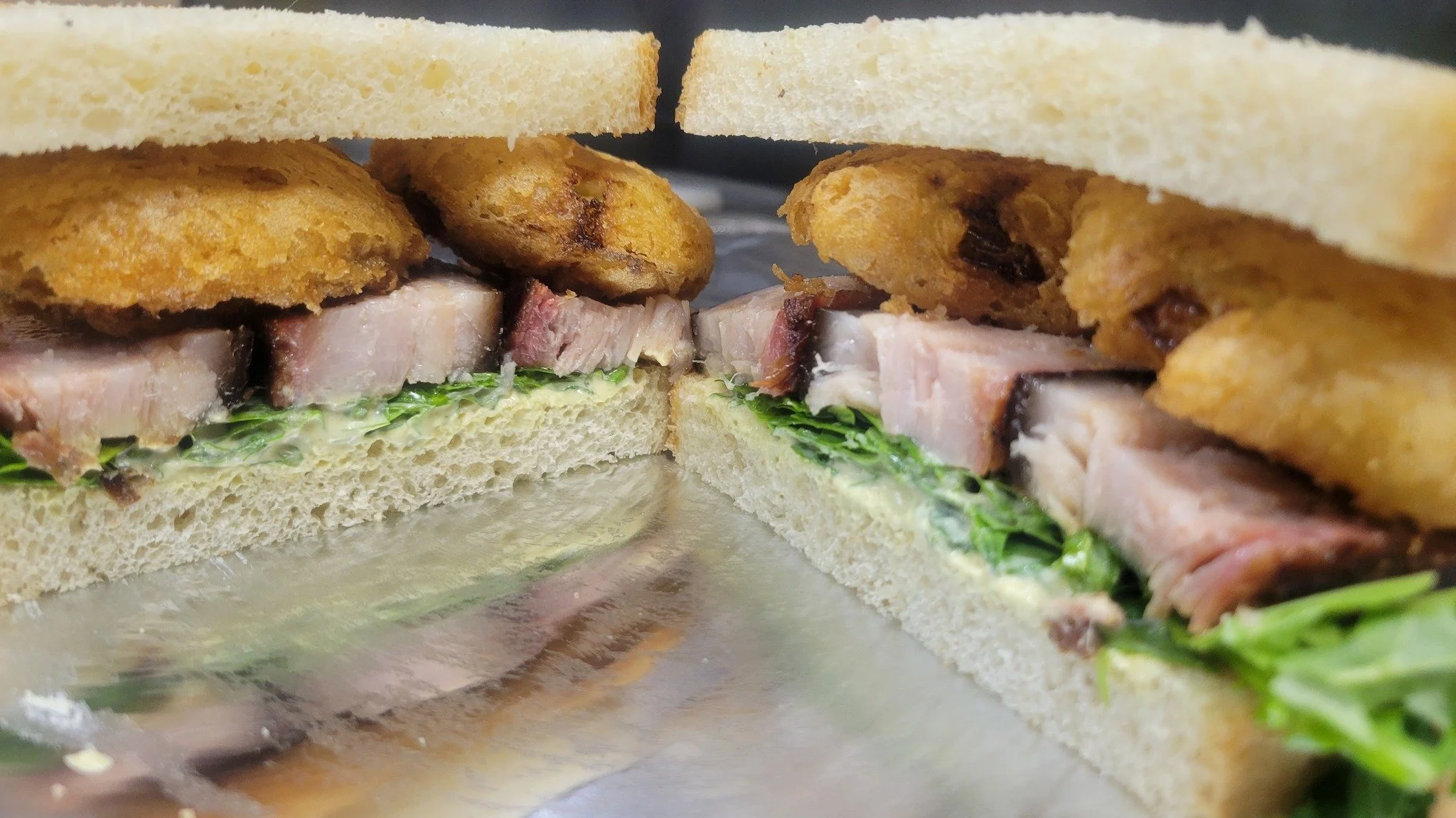 Come see us for lunch. You can't beat The Pork Belly BLT with fried green tomatoes.

#wildflowerbbq #smokedmeat #bbqlovers #meatsweats #summitcountyeats #friscocolorado #summitcounty #summitcountycolorado #keystone #breckenridge #coppermountain #smal