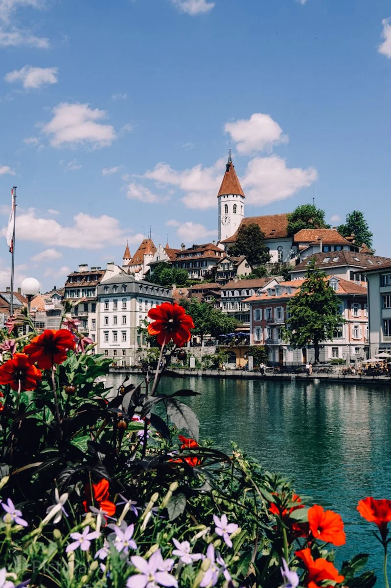 Thun und Blumen