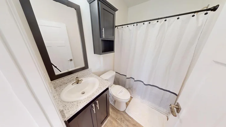 Hillcrest G818 photo 5
