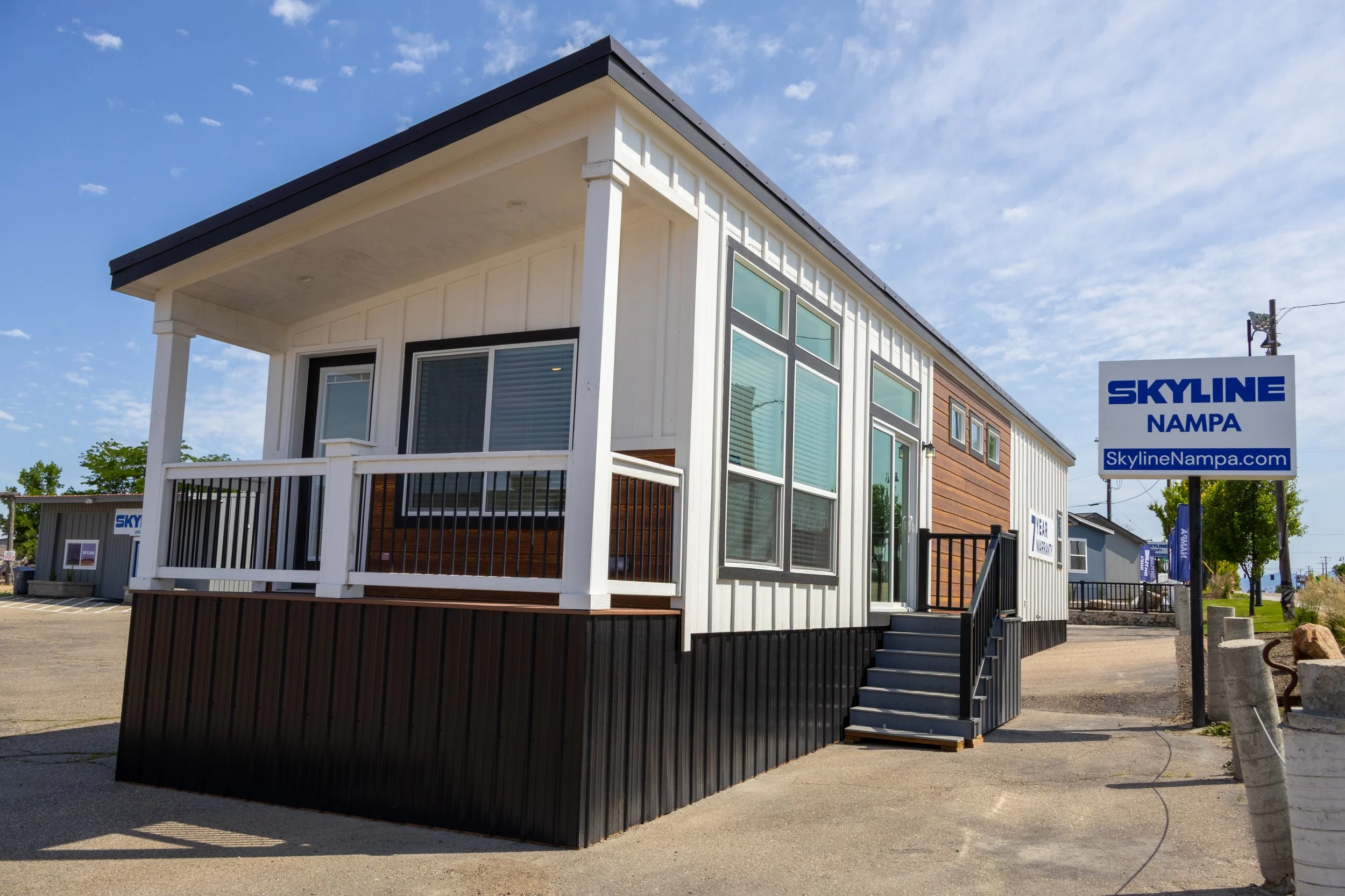 Skyline Exterior Photo-11.jpg