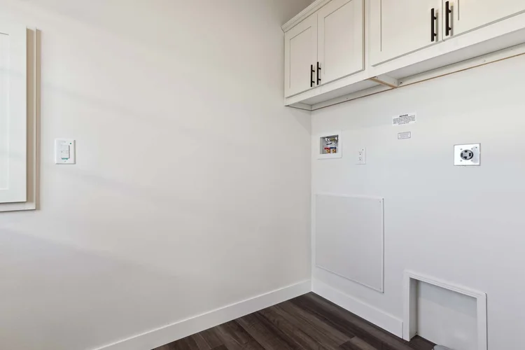 Hillcrest G821 photo 12