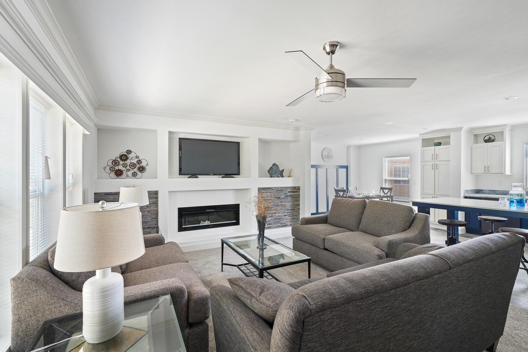 Spectra-7110J-Living-Room-1.jpg