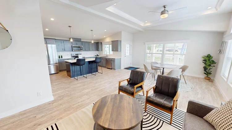 Hillcrest G818 photo 13