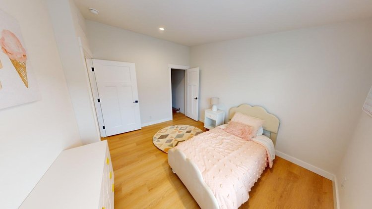 Hillcrest G860 photo 24