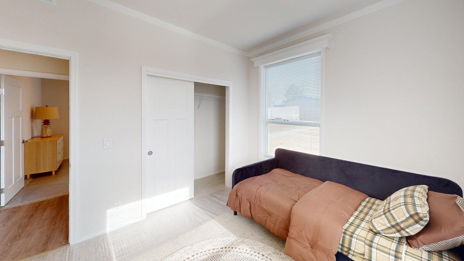 Skyline-Nampa-Hillcrest-G881-Bedroom 6.jpg