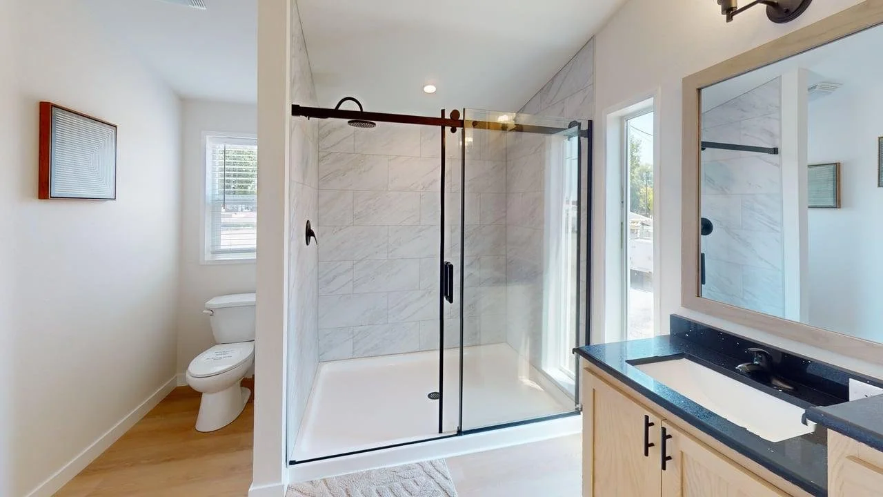 Hillcrest-G865-Bathroom 1.jpg