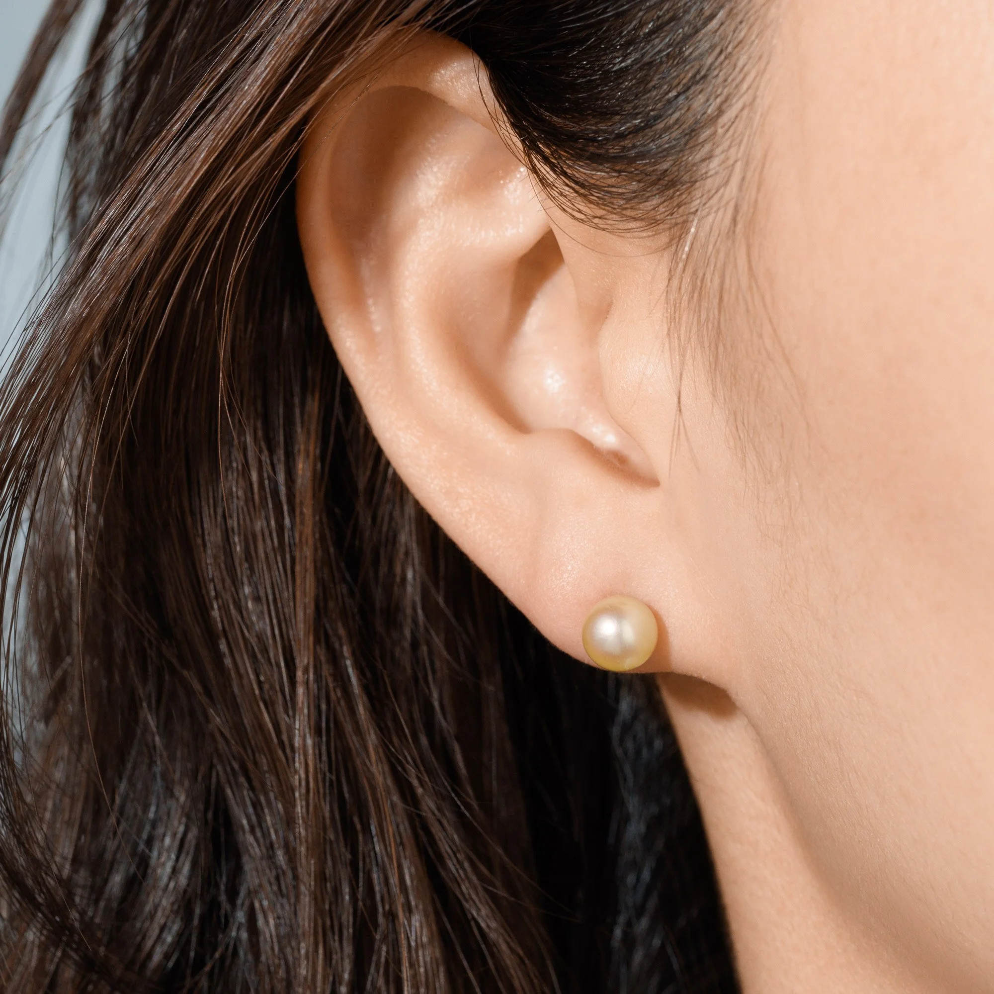 Vintage Pearl Stud Earrings