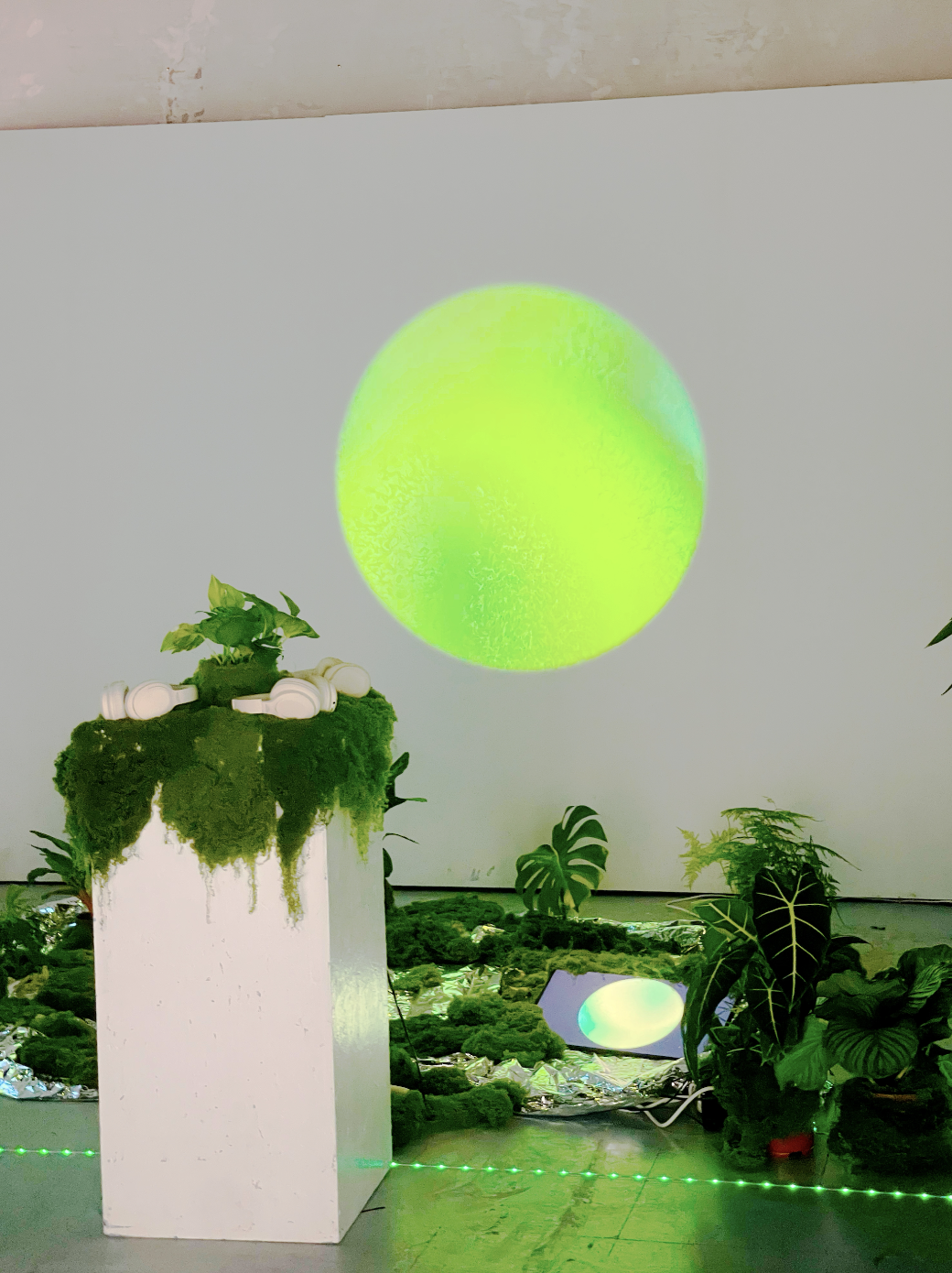 sarabiotic-lastcrit-barcelona-exhibition-03.png