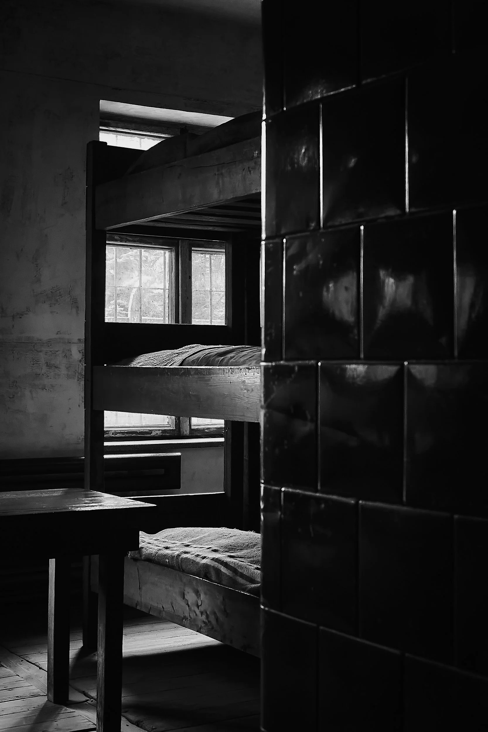 006-Auschwitz-documentary-culture-narrative-photography.jpg