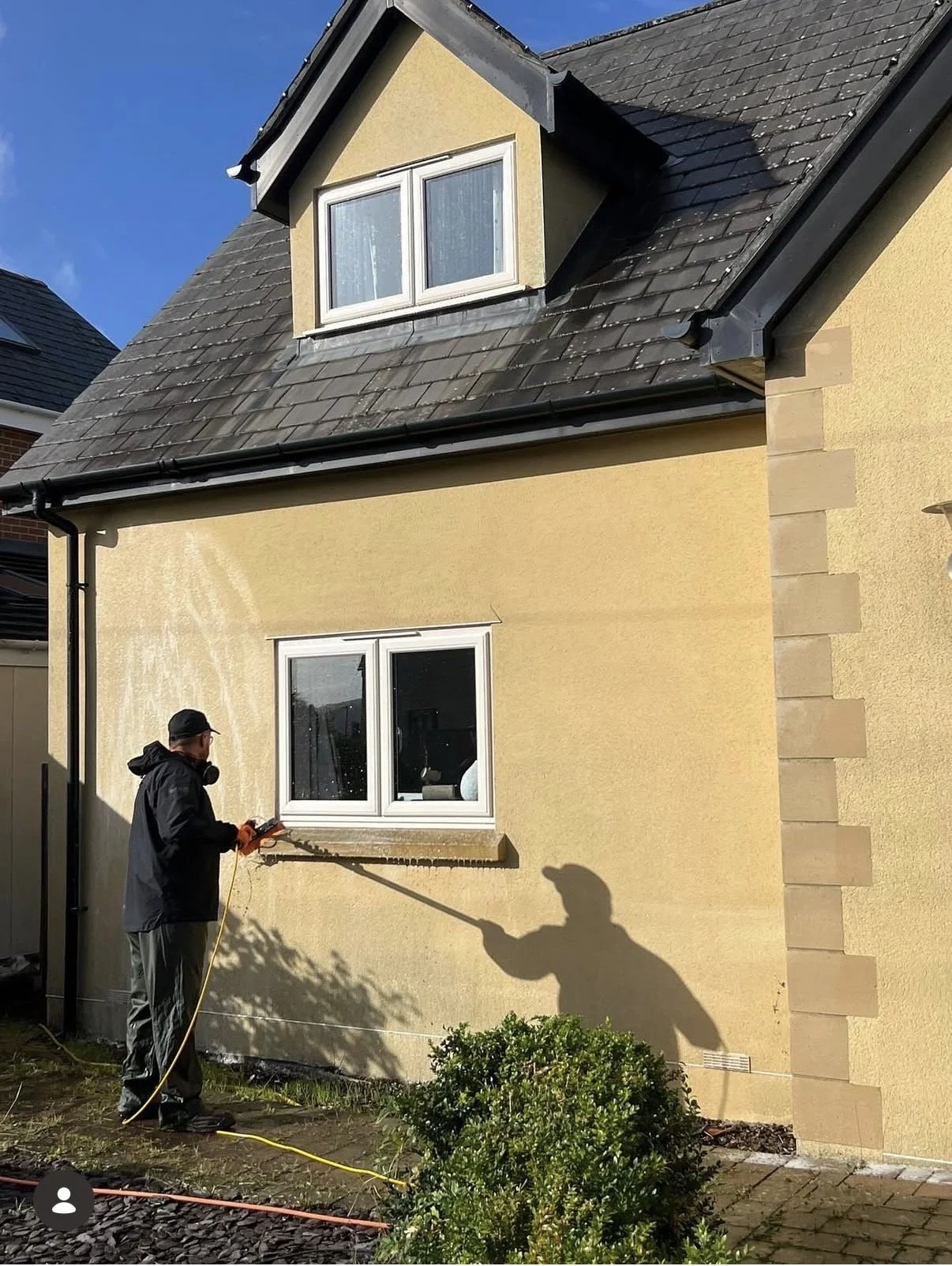 Render & Stone walls softwashing