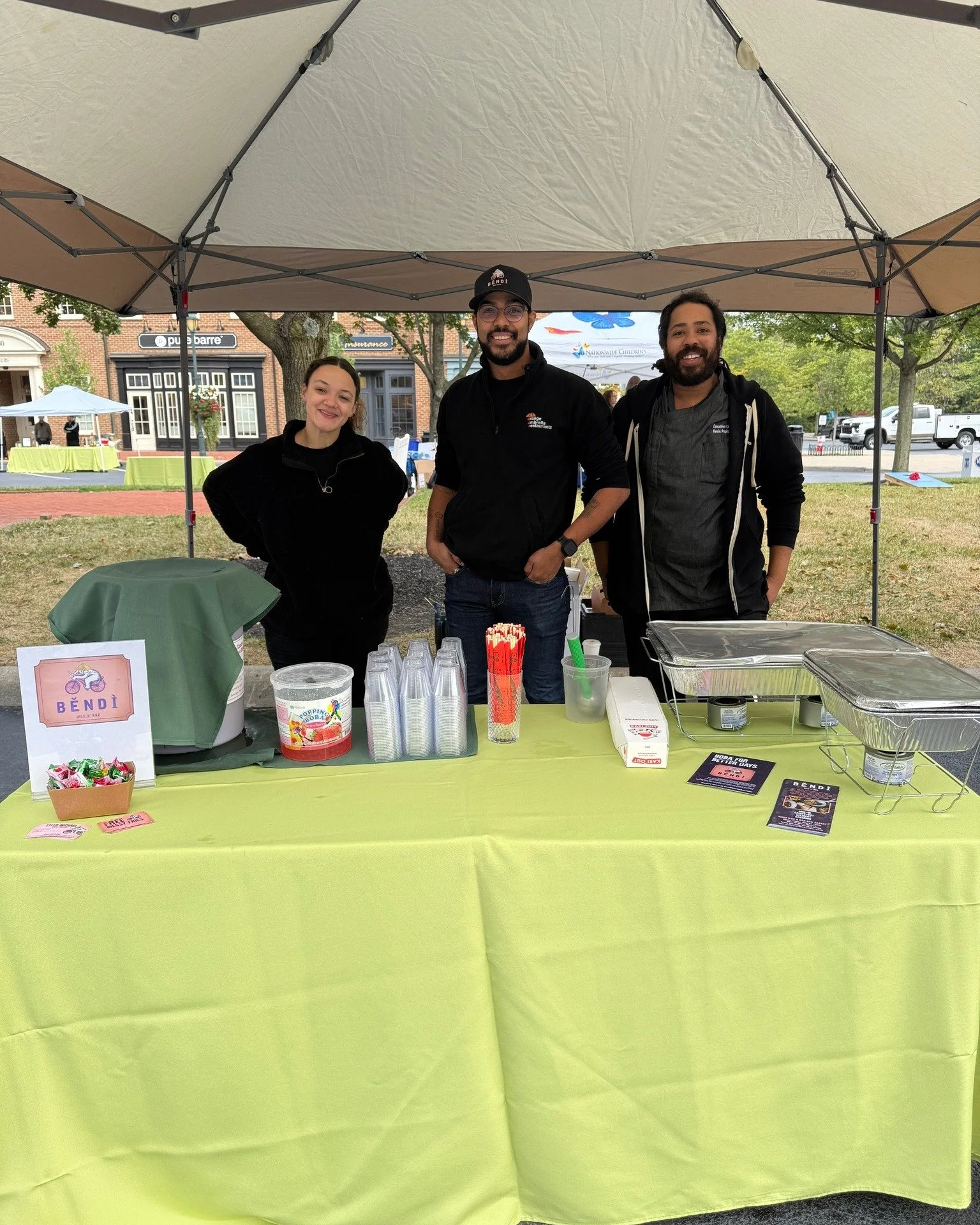 🏅 Race Medal Monday 🏅
Take a victory lap and show off that hard-earned bling from the New Albany Walking Classic and we'll treat you to a FREE Bendi Pop!, our refreshing new specialty tea with mango tea and popping boba! 🥭🧋

📍Bendi Wok N Bar New