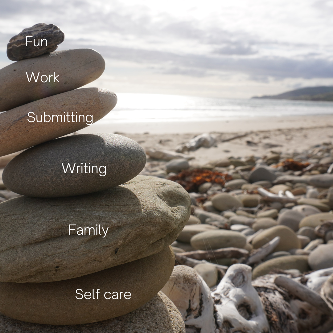 On pebbles and priorities