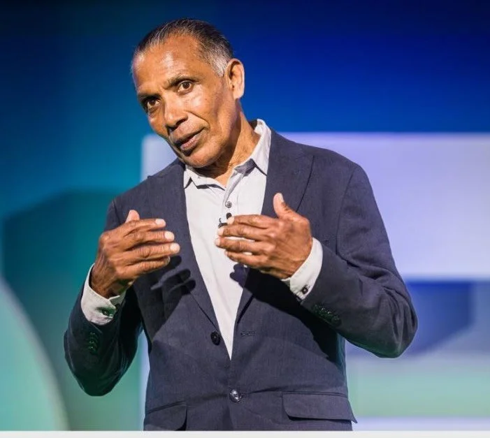 A few weeks ago, Molly and I had an amazing opportunity to speak at the Oxford Farming Conference. We spoke about our lives and our journeys away from livestock farming. Molly discussed her work with @stockfreefarming and the growing evidence base th