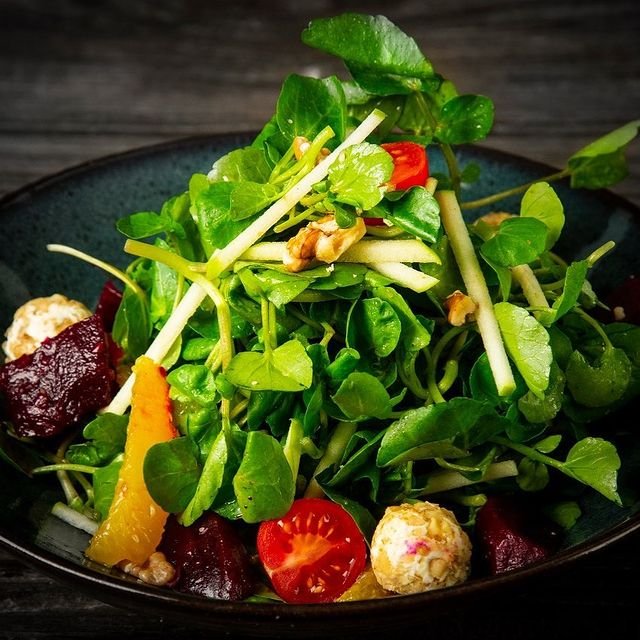 Beetroot Rocca salad