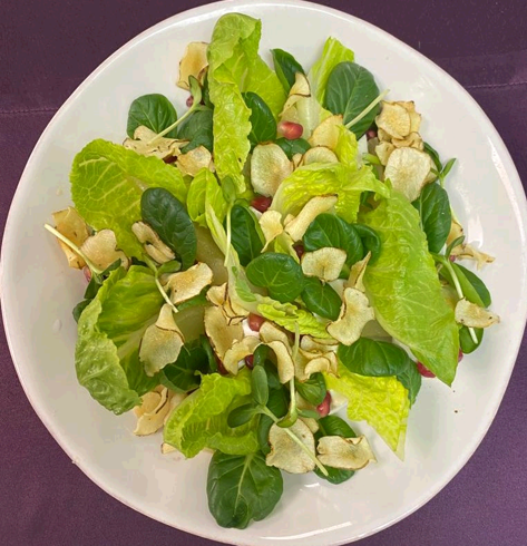 Goat cheese and pear salad