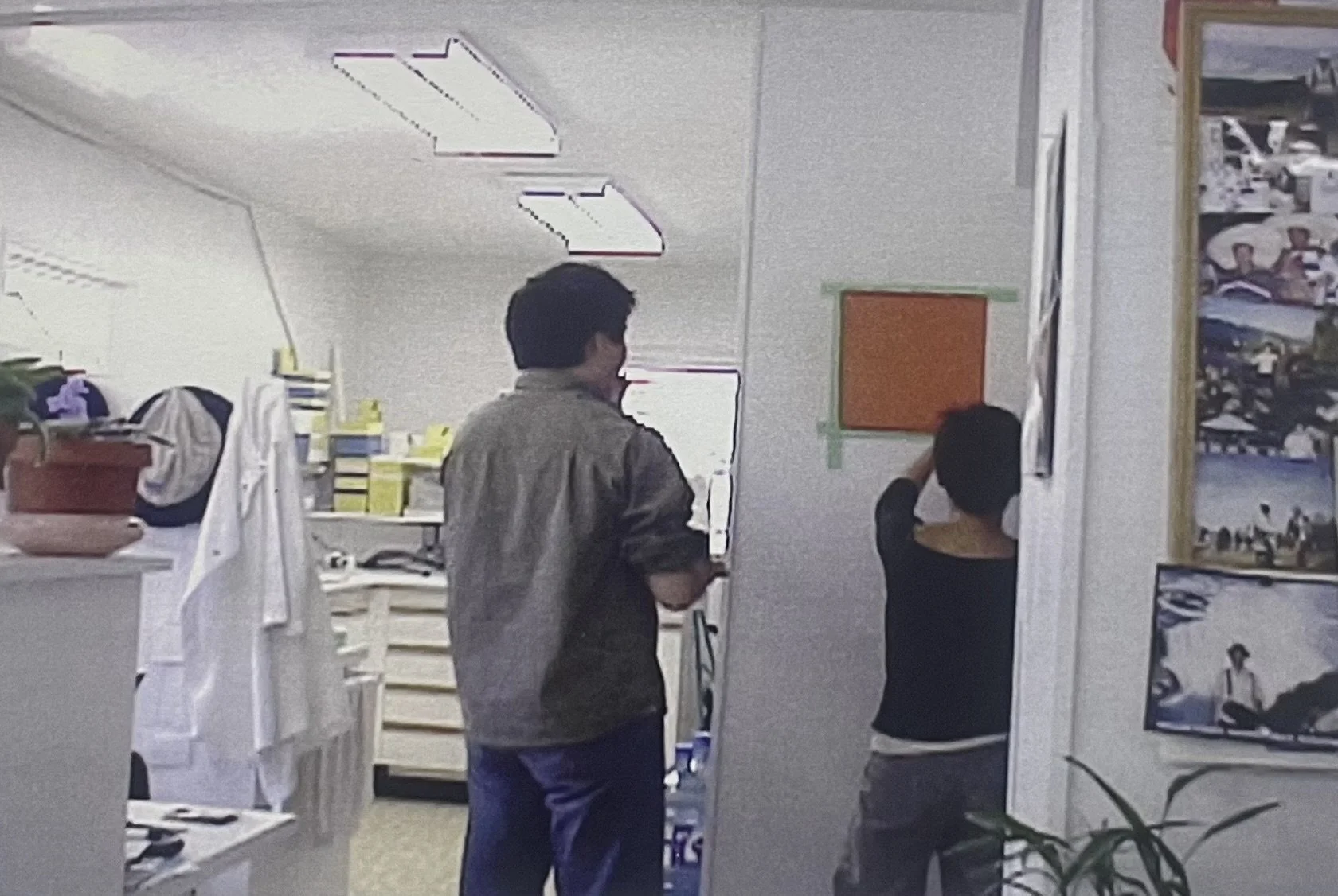 MrKimLab-Video still.jpeg