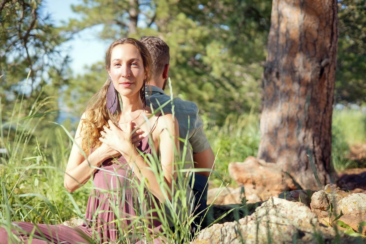 ✨ Embodiment Practice: Tiferet Trunk ✨
Soft front. Strong, sturdy back. An enlivened middle column flowing with life force.
Connecting deep into the well of your heart space, discovering beauty, healing, and love in your trunk &mdash; the entire univ