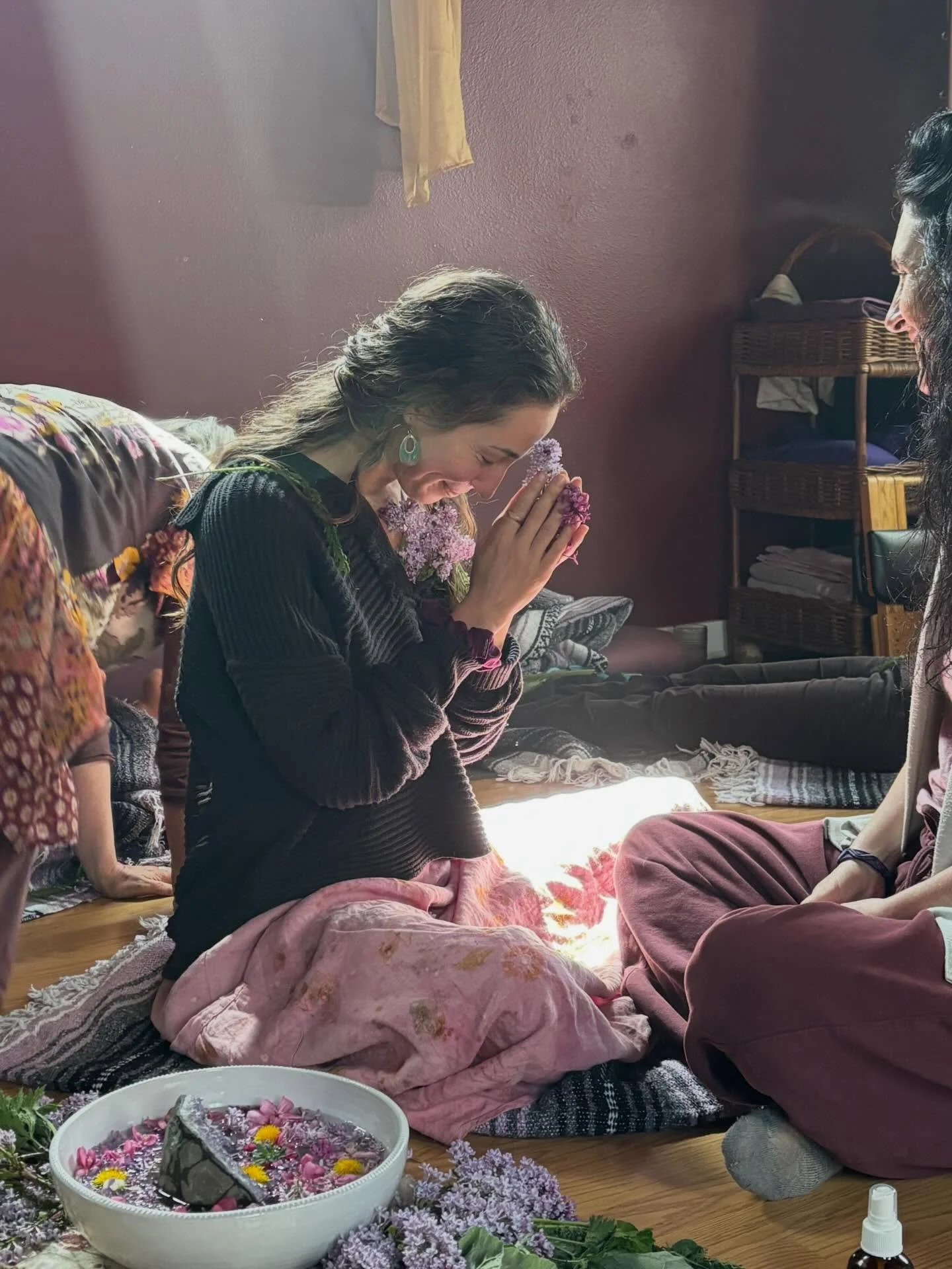 Thank you for all the birthday love 💚

Stepping into 34 🎂
Here is the Spring prayer I&rsquo;m calling in&mdash;for myself and for all those in my sphere:

Sovereignty.
Steadiness.
Softness.
Self-compassion.
&amp; Service.

May it be so.
It&rsquo;s 