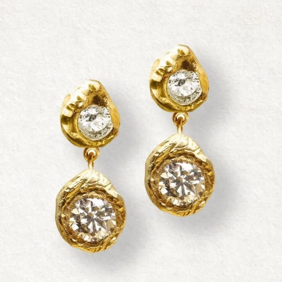 ELHANATI ✨ FOUNDED IN 2013 BY ORIT ELHANATI, THE EPONYMOUS BRAND HAS BROKEN BOUNDARIES IN THE WORLD OF FINE JEWELLERY WITH A NEW LANGUAGE FOR STORYTELLING. DRAWING ON INSPIRATION FROM HER DANISH UPBRINGING AND MIDDLE EASTERN ROOTS, ORIT ELHANATI USES