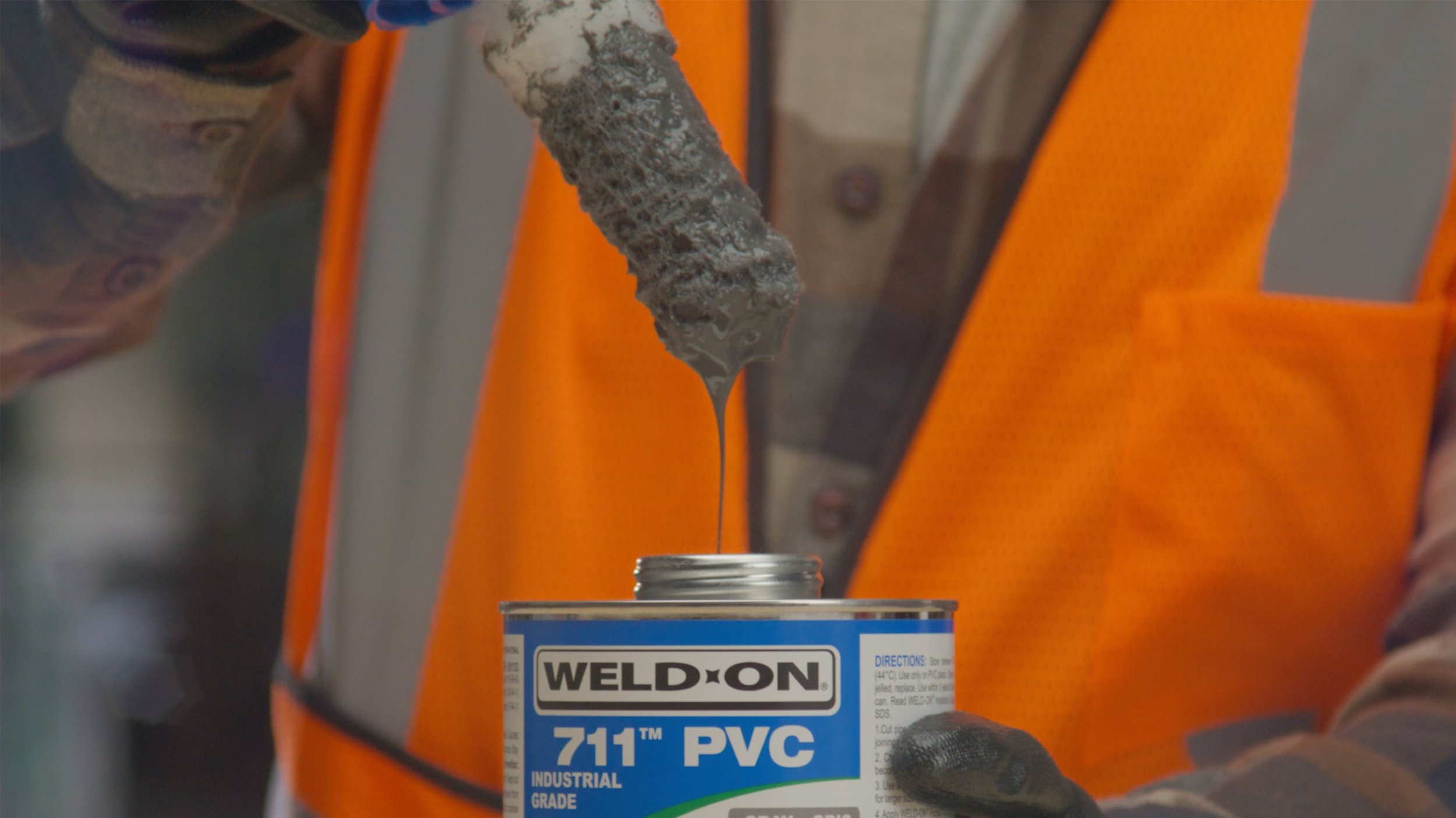 Weld-On_Application_Swab_SolventCement_RGB.jpg
