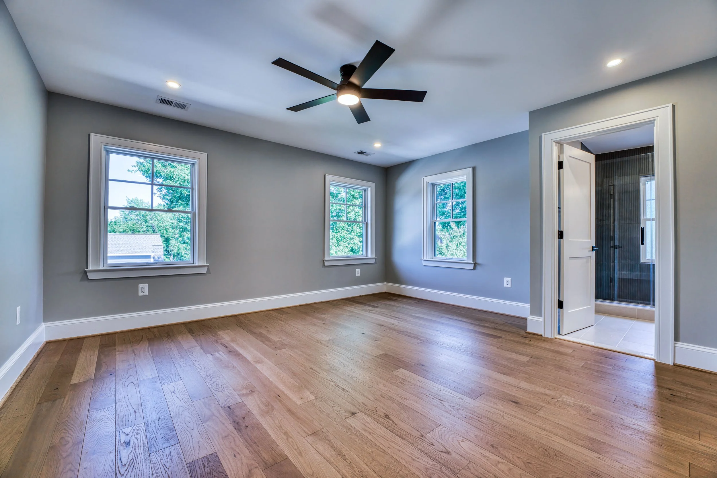 26.06.29DwellBuild-103220thStSArlington-036.jpg