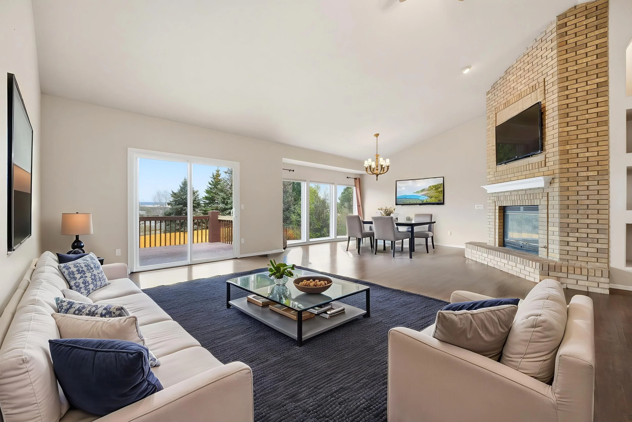 6-print-DPB07737 virtually staged.jpeg