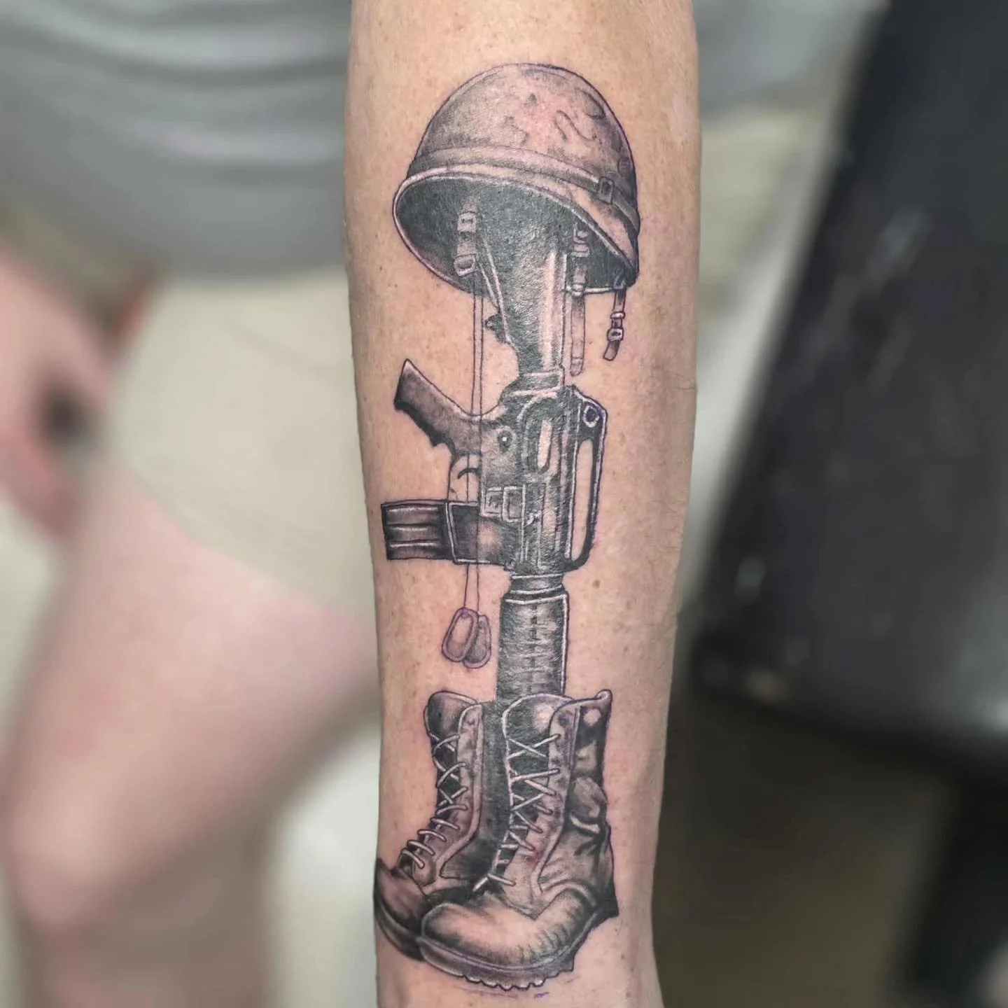 Justin got to add another piece on Kenneths military sleeve ❤️💙❤️💙

709 W. Sunshine St. Springfield, MO 65807
(417) 590-4399