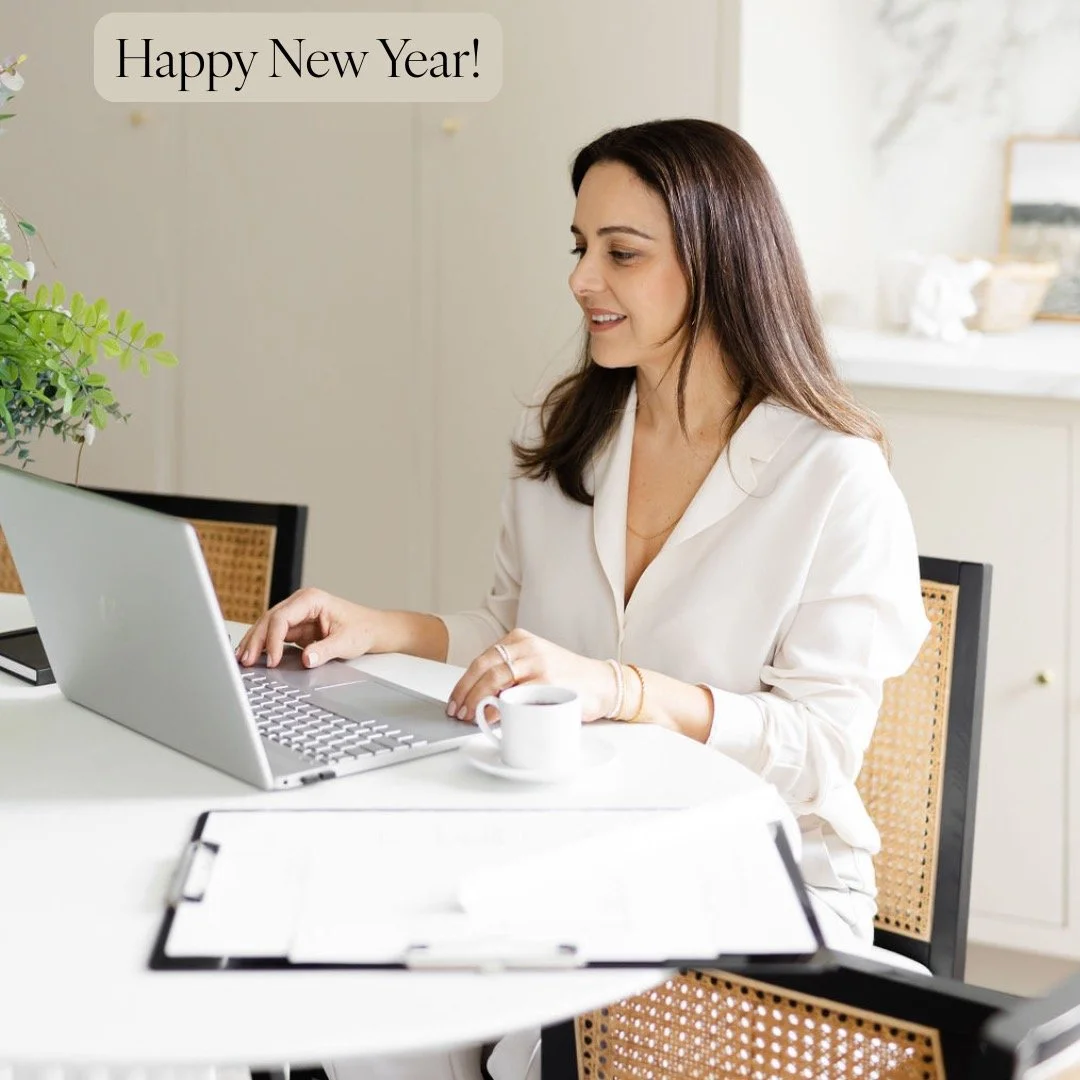 Hi! It&rsquo;s been a little quiet around here.
I spent the holidays unplugged, enjoying time with my family, and taking a moment to reset &mdash; and now I&rsquo;m feeling recharged and excited to dive back into work.
I&rsquo;m looking forward to sh