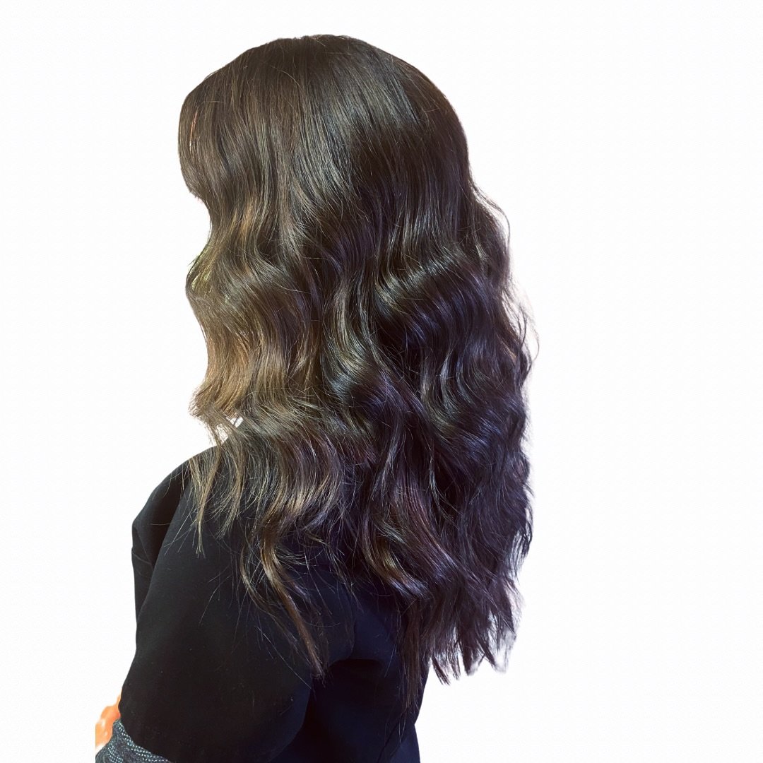 #balayage #balayagehighlights #livedinhaircolor #longhair #brunettebalayage #haircut #gloss #beachwaves #longlayeredhaircut #goldwellapprovedus #goldwellus #faceframing #capecoral #capecoralflorida #capecoralfl #capecoralsalon #capecoralmoms #capecor