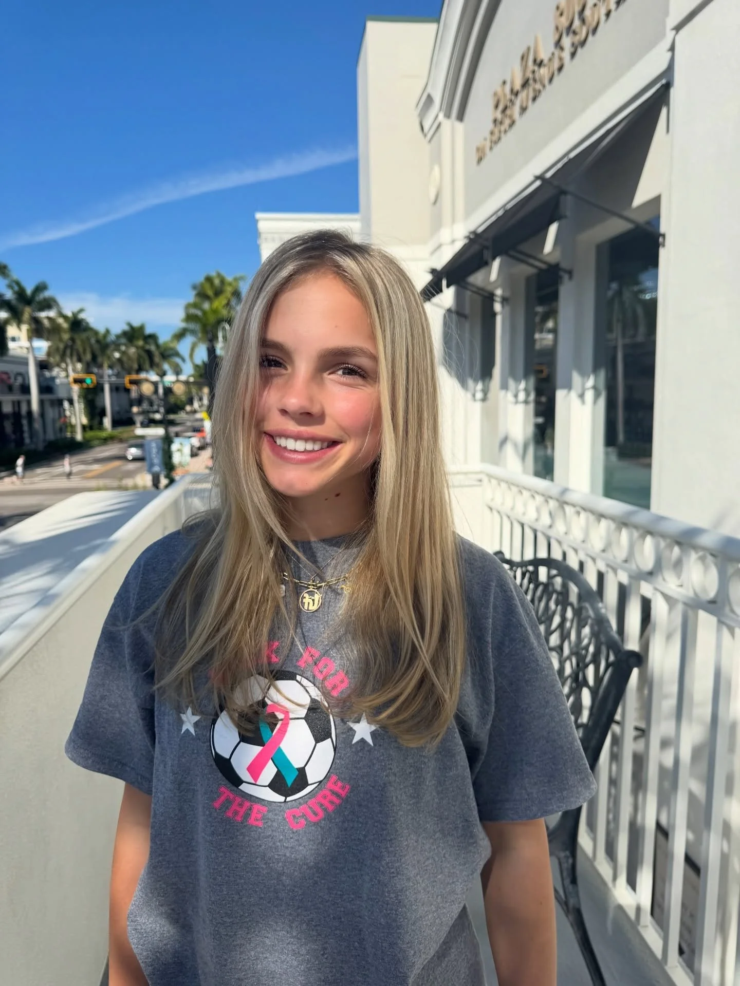 ☀️🕶️🌅 #livedinblonde #napleshairstylist #napleshair #blonde #goldwellapprovedus @goldwellus @k18hair @bioionic @hanzonation