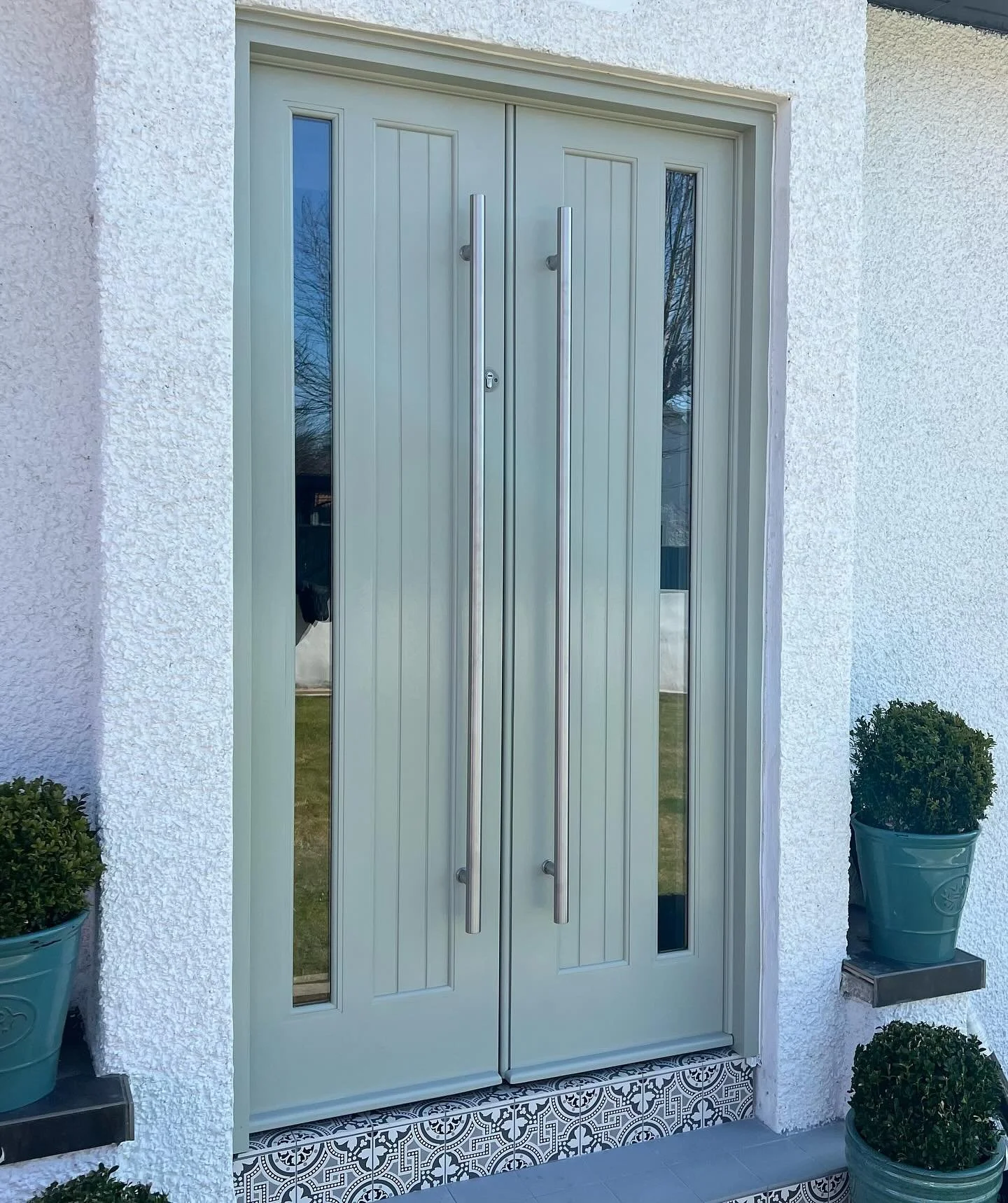 The most recent set of doors that we made &amp; fitted. I think they turned out great! 🌝 

The paint is @farrowandball &ldquo;Blue Gray&rdquo;