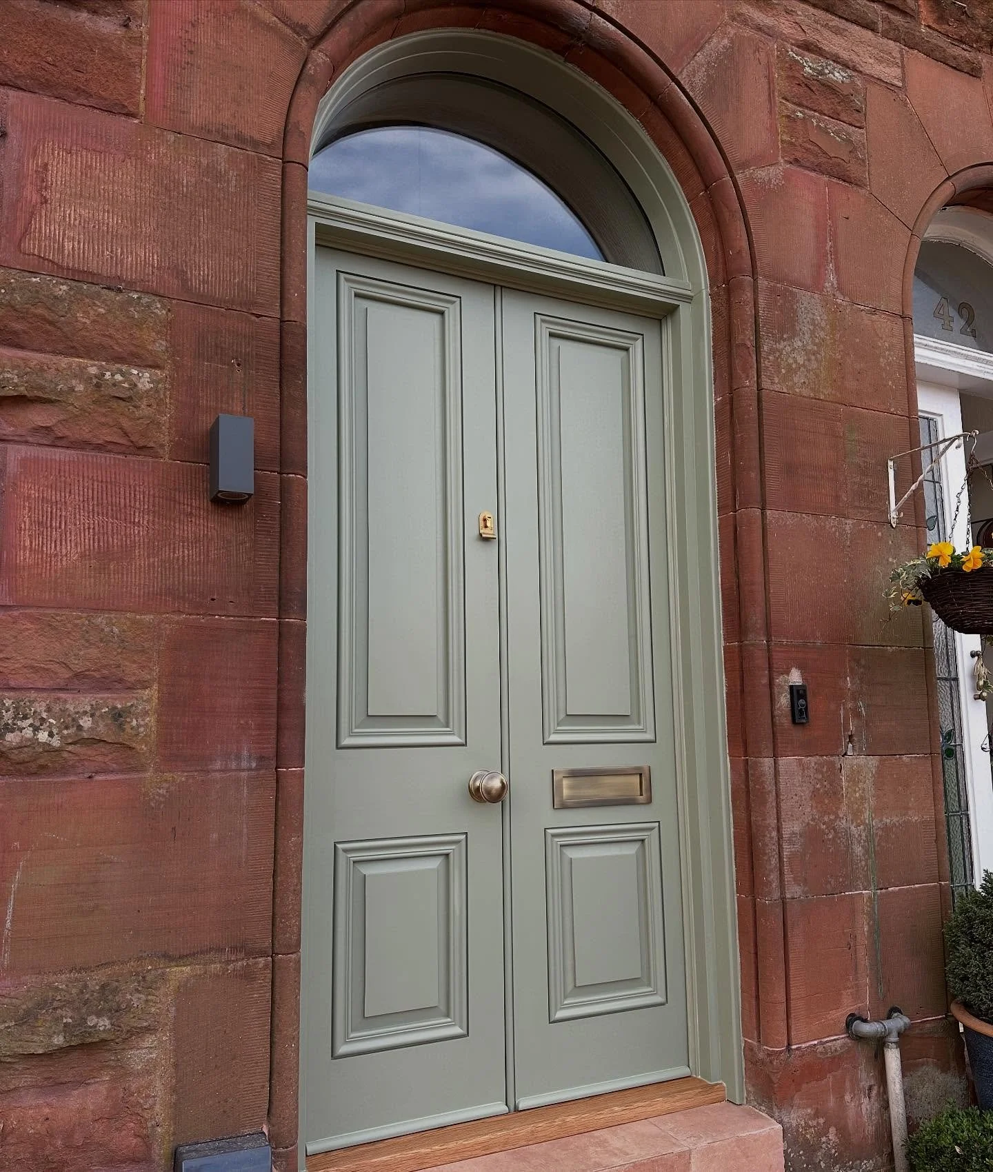 Fitted the most recent of doors this week. They turned out really nice. 

Raised panels, antique brass ironmongery and painted in @farrowandball &ldquo;Lichen&rdquo; 

Doors ordered round about now will be fitted in September/October. Busier start to