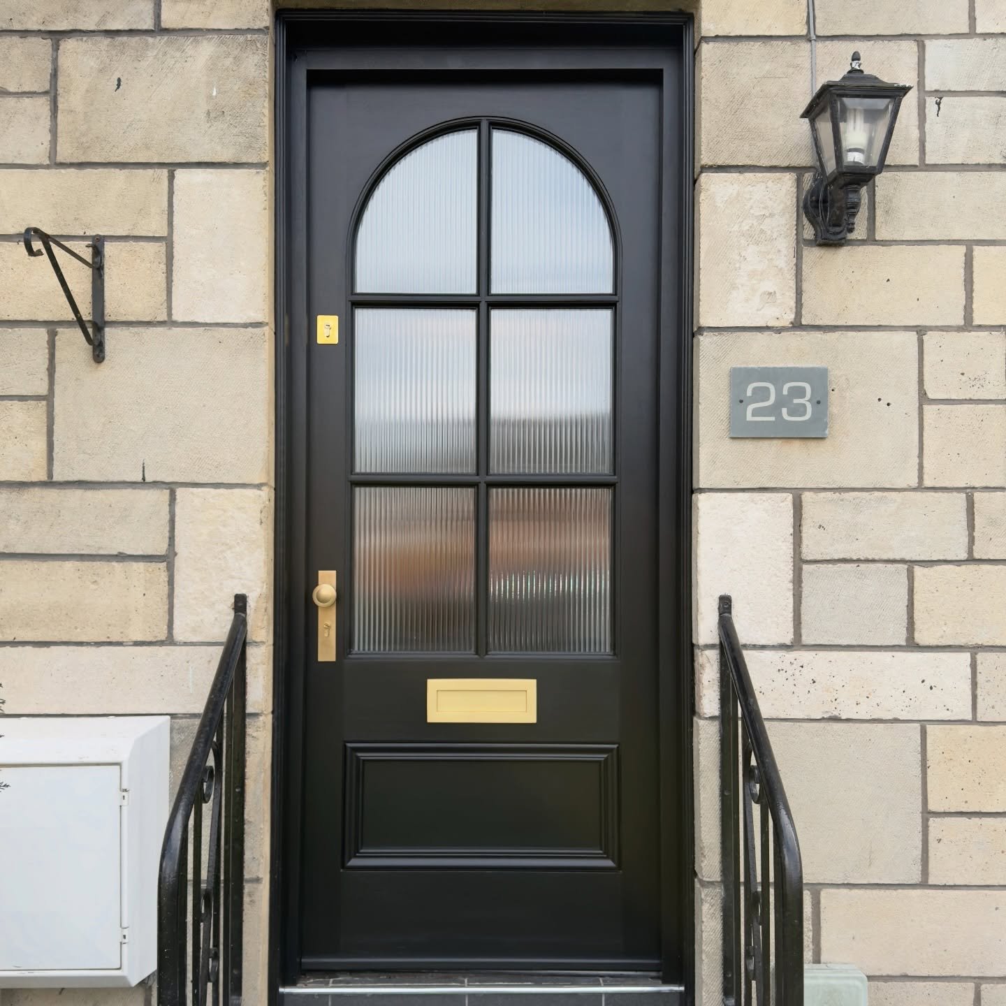 Gorgeous front door fitted by the guys last week. 

We love how this one turned out, fluted glass, classic black and brushed brass hardware from @corston.

A wee before in the last pic. 

Drop us a DM for more info on starting your door journey ✌🏻

