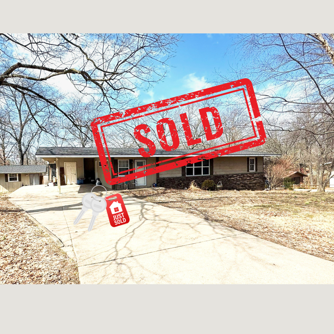 7 Worcester Dr, Bella Vista, AR 72714
