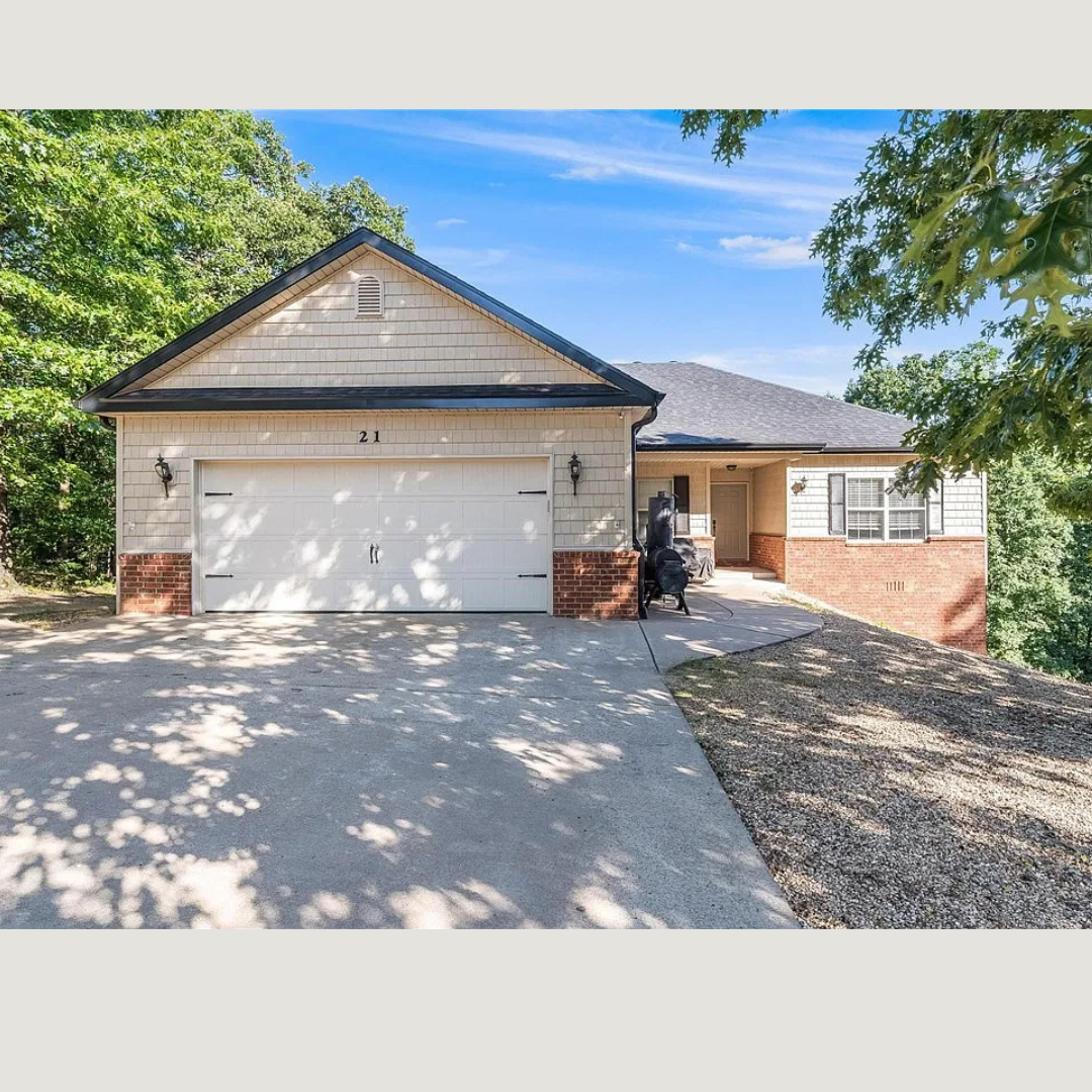 21 Cherhill Dr, Bella Vista, AR 72714