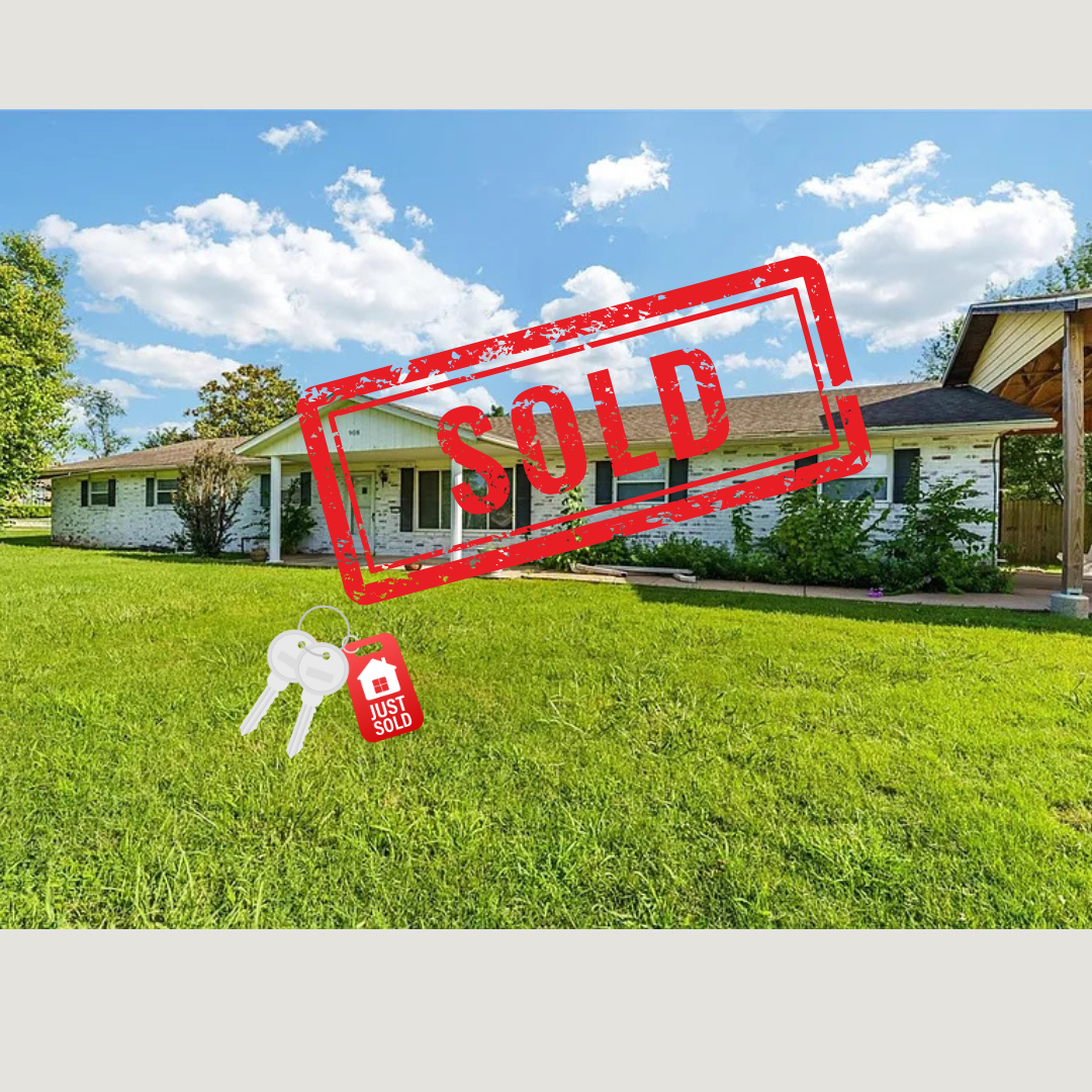 908 E New Hope Rd, Rogers, AR 72758