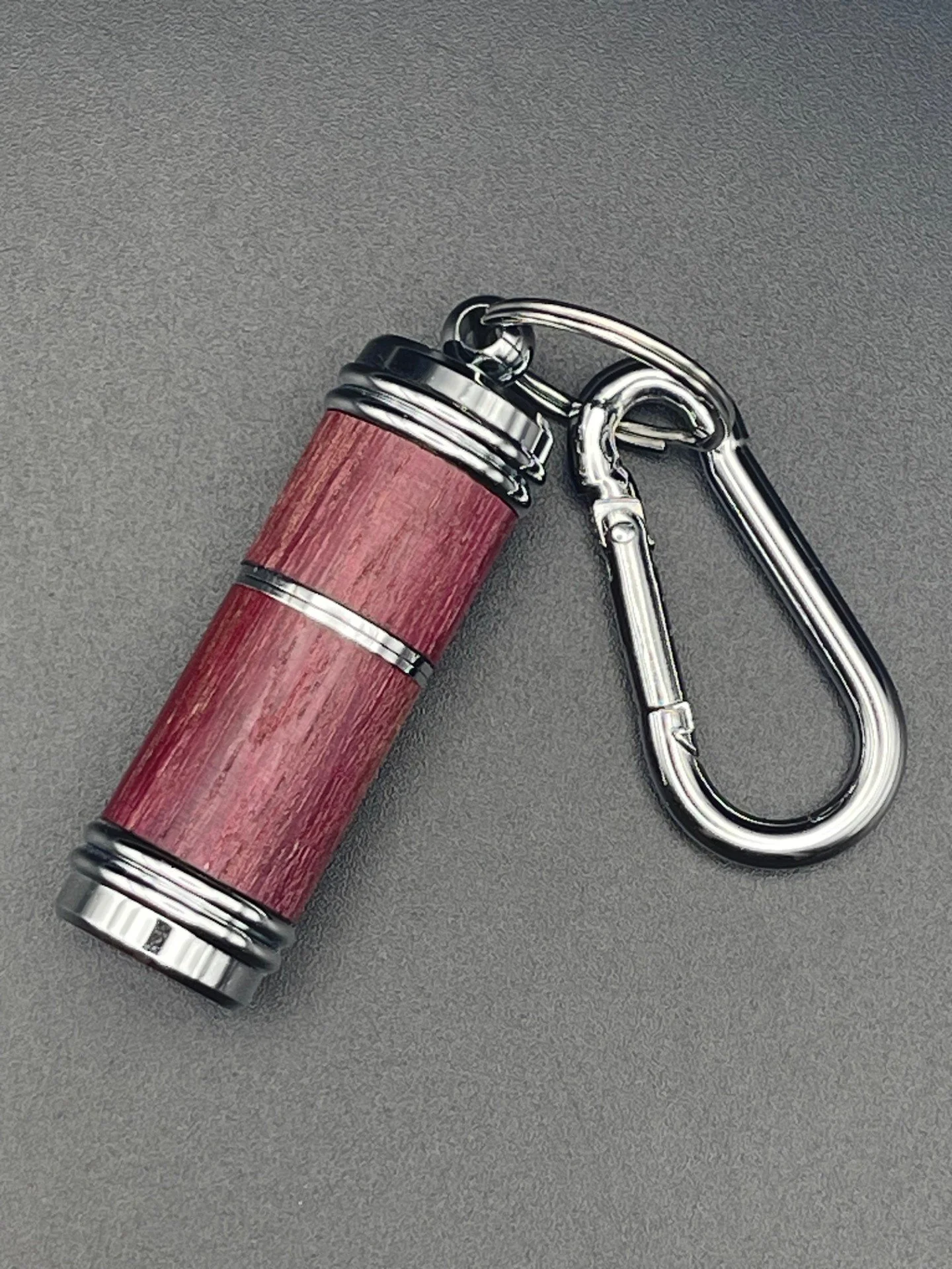 Lighter C Purple heart 1.jfif