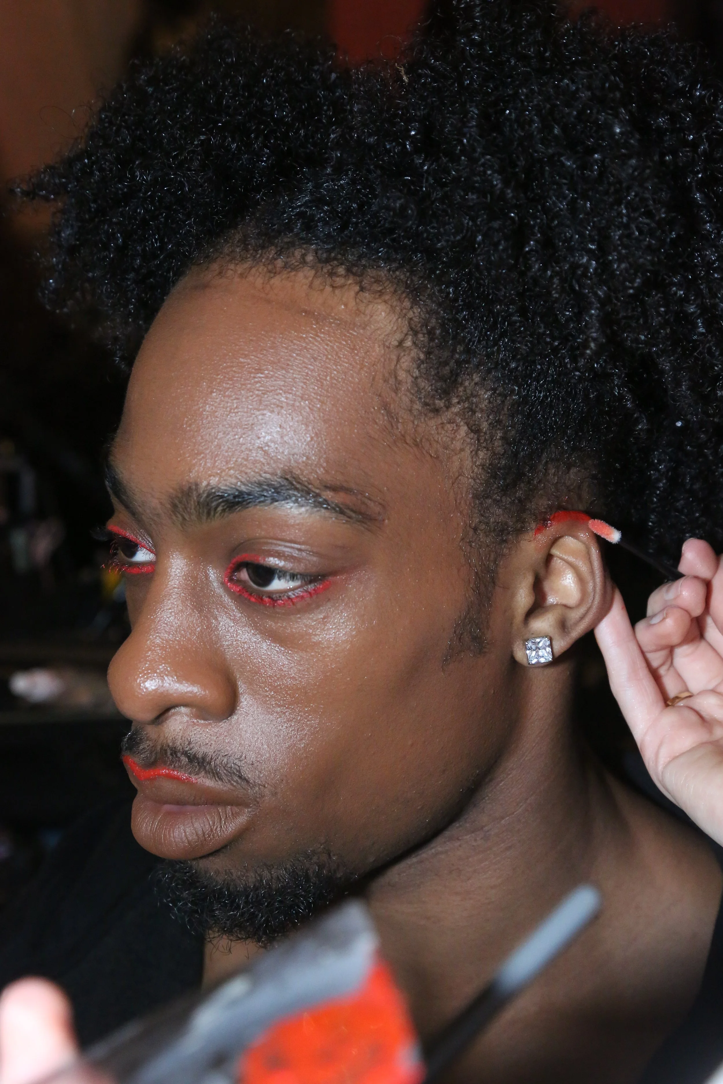 Midnight Runway (BTS)
Photographer- @simran_k_01
MUA- @anasofia.mua
Hair stylist- @emerald__yun
Model- @ttempll