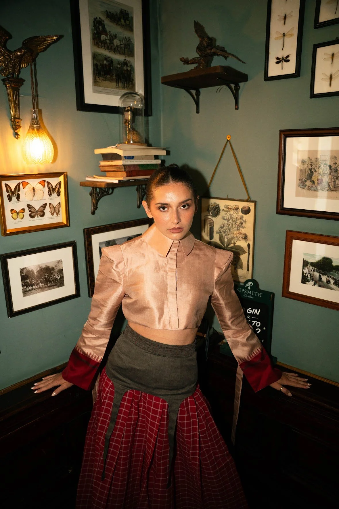 Production- @heeya.shewani @swityshinde @fahsionweekandthecity
Photographer- @rudresh_arora
Designer- @vaibhaviprasadthelabel @pearlacademy
Assistant- @theandvdual
HMUA- @anasofia.mua
Model- @nicolee.spicee