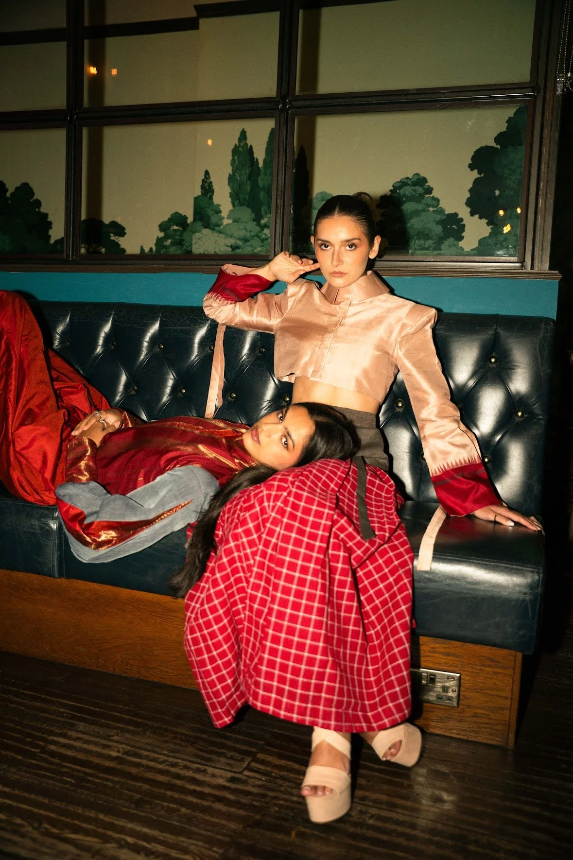 Production- @heeya.shewani @swityshinde @fahsionweekandthecity
Photographer- @rudresh_arora
Designer- @vaibhaviprasadthelabel @pearlacademy
Assistant- @theandvdual
HMUA- @anasofia.mua
Model- @nicolee.spicee @ambberin