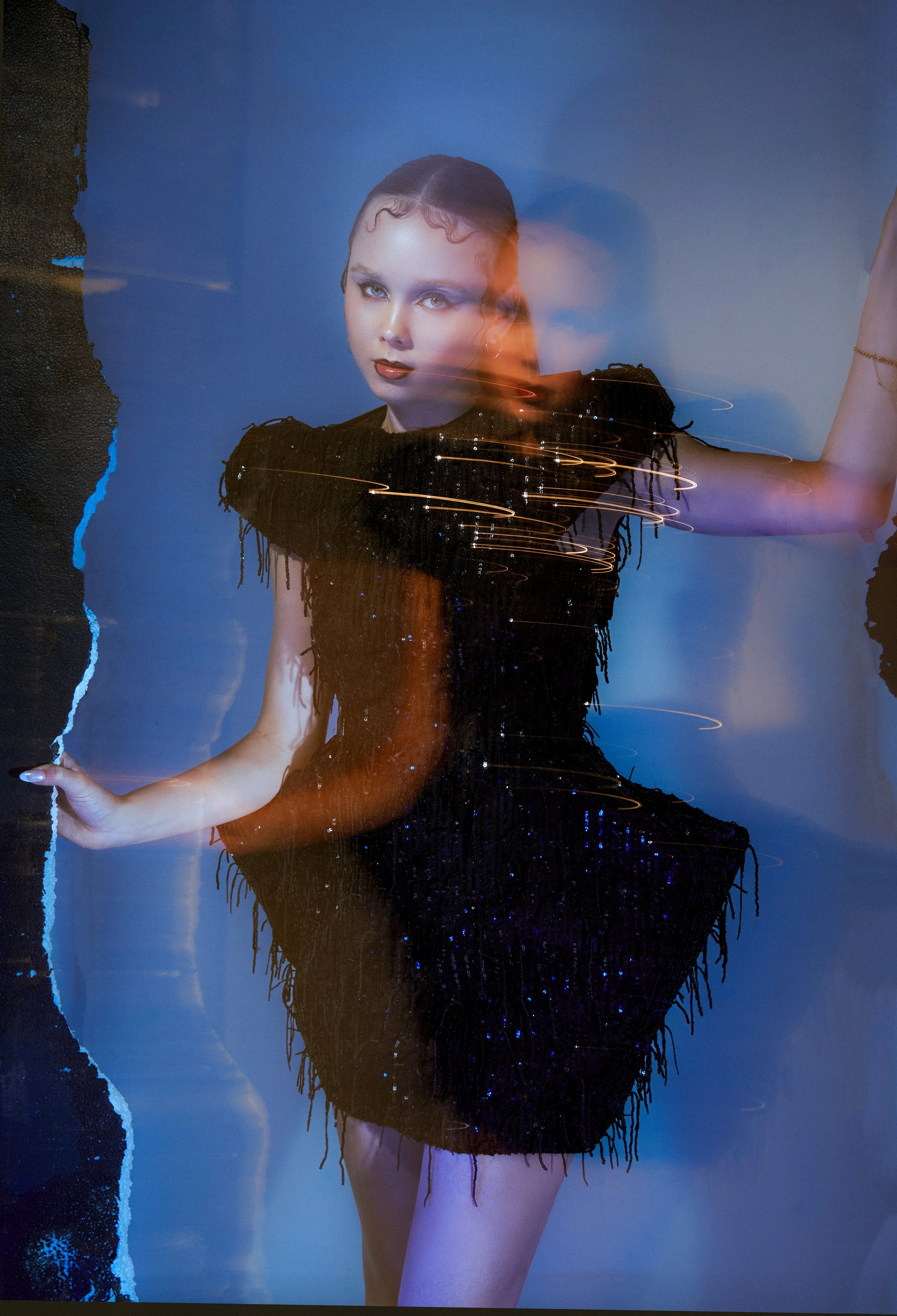 Photographer- @izzynastic_photo
Assistant- @morganevansdixon
Designer- @ariannaantoniazzi
HMUA- @anasofia.mua
Model- @celineestelles