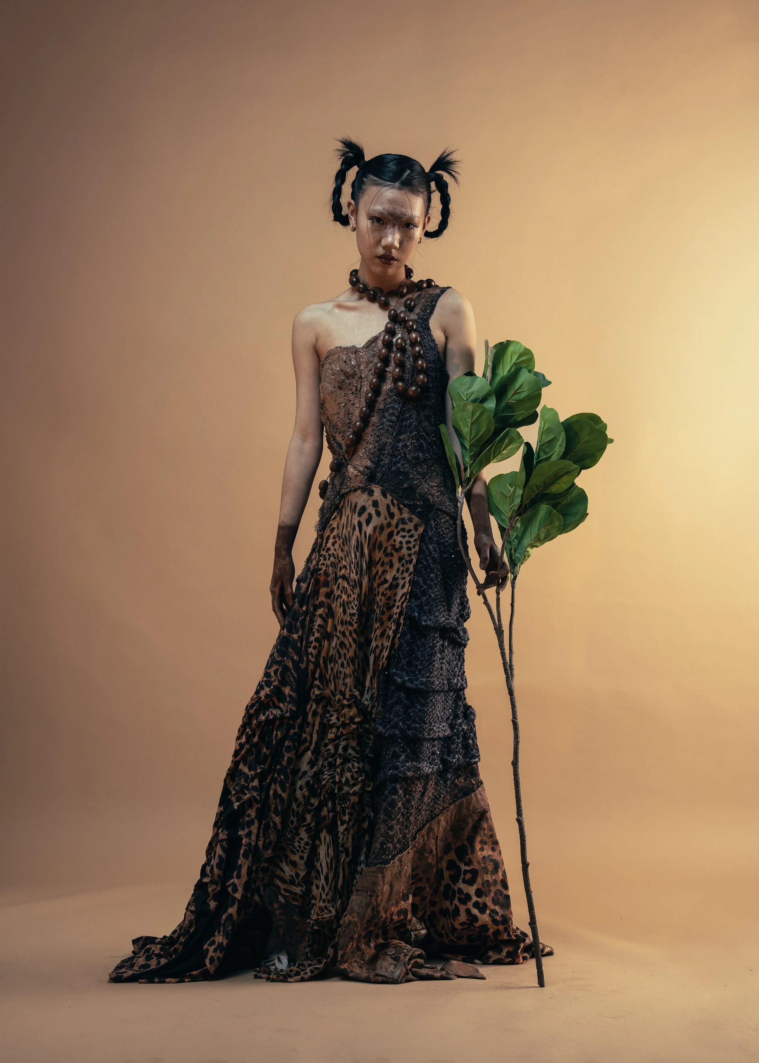 Photographer- @tanishqpokhriyal
Stylist and creative director- @stylingbylina
Hair stylist- @anasofia.mua 
MUA- @alyona.artistry
Model- @sylviaachan