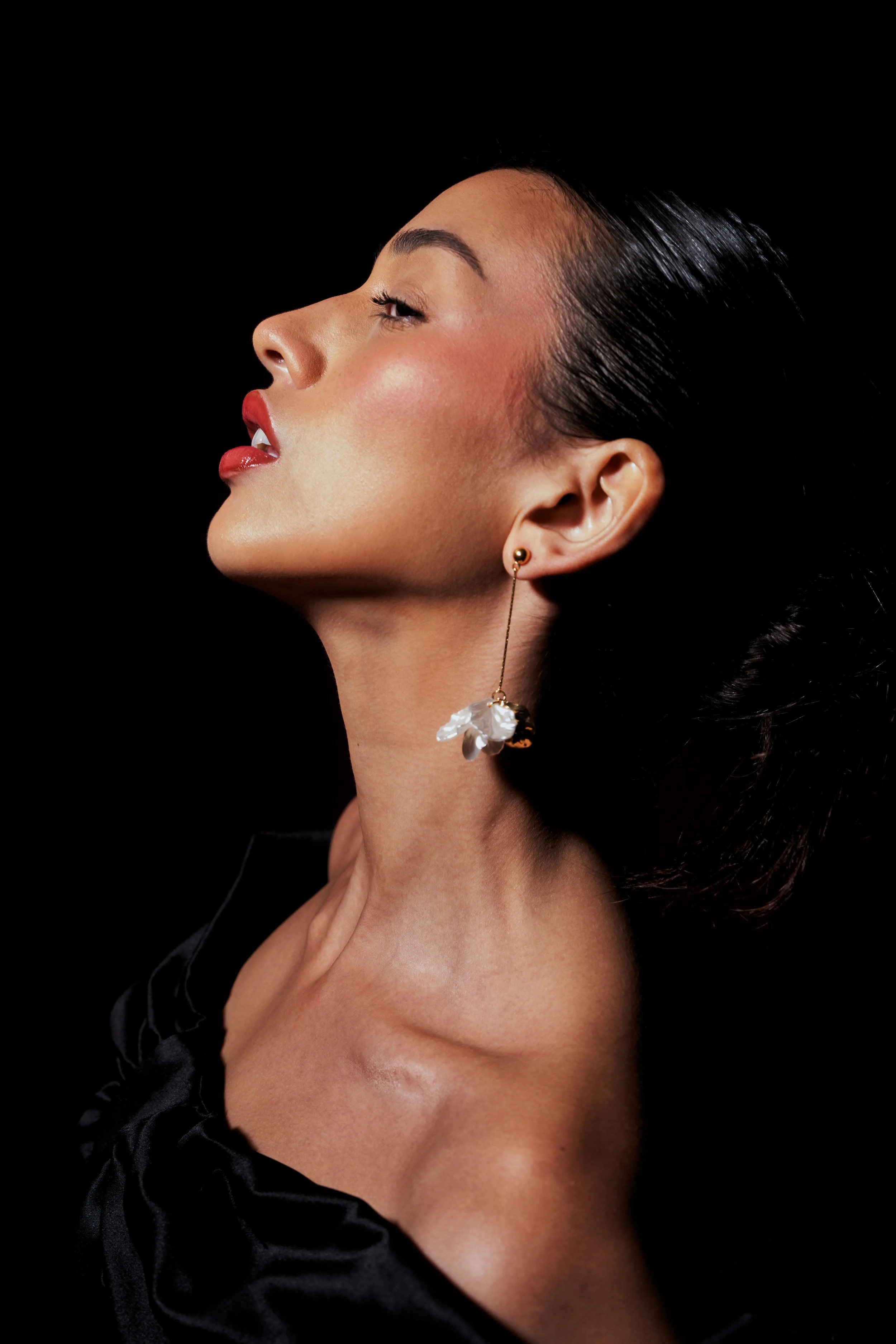 Photographer- @chuk.wu
Designer- @laumgii
Assistant- @martamiiraa
HMUA- @anasofia.mua
Model- @isadorawhyte