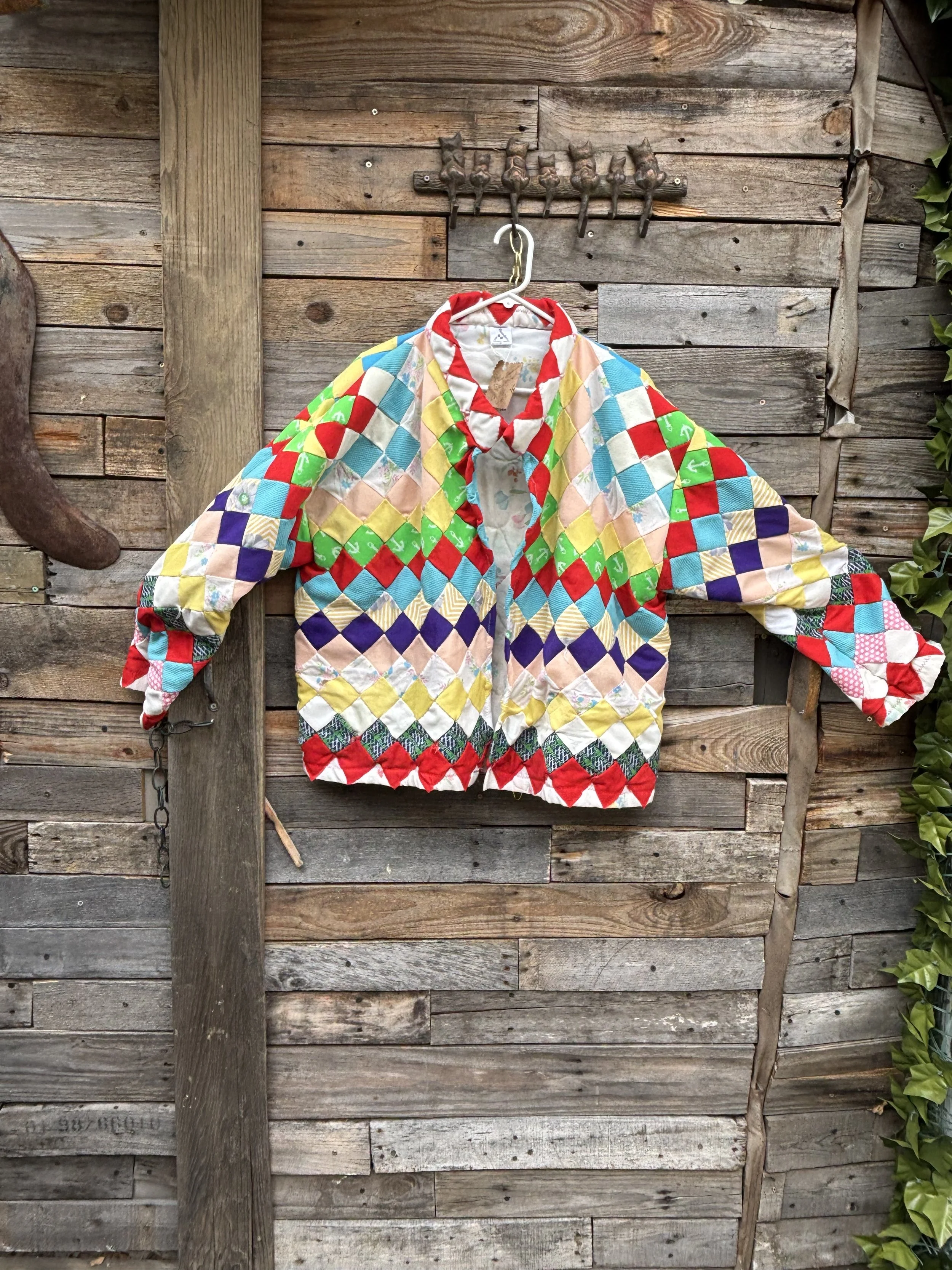 Diamond Polyester Quilted Jacket