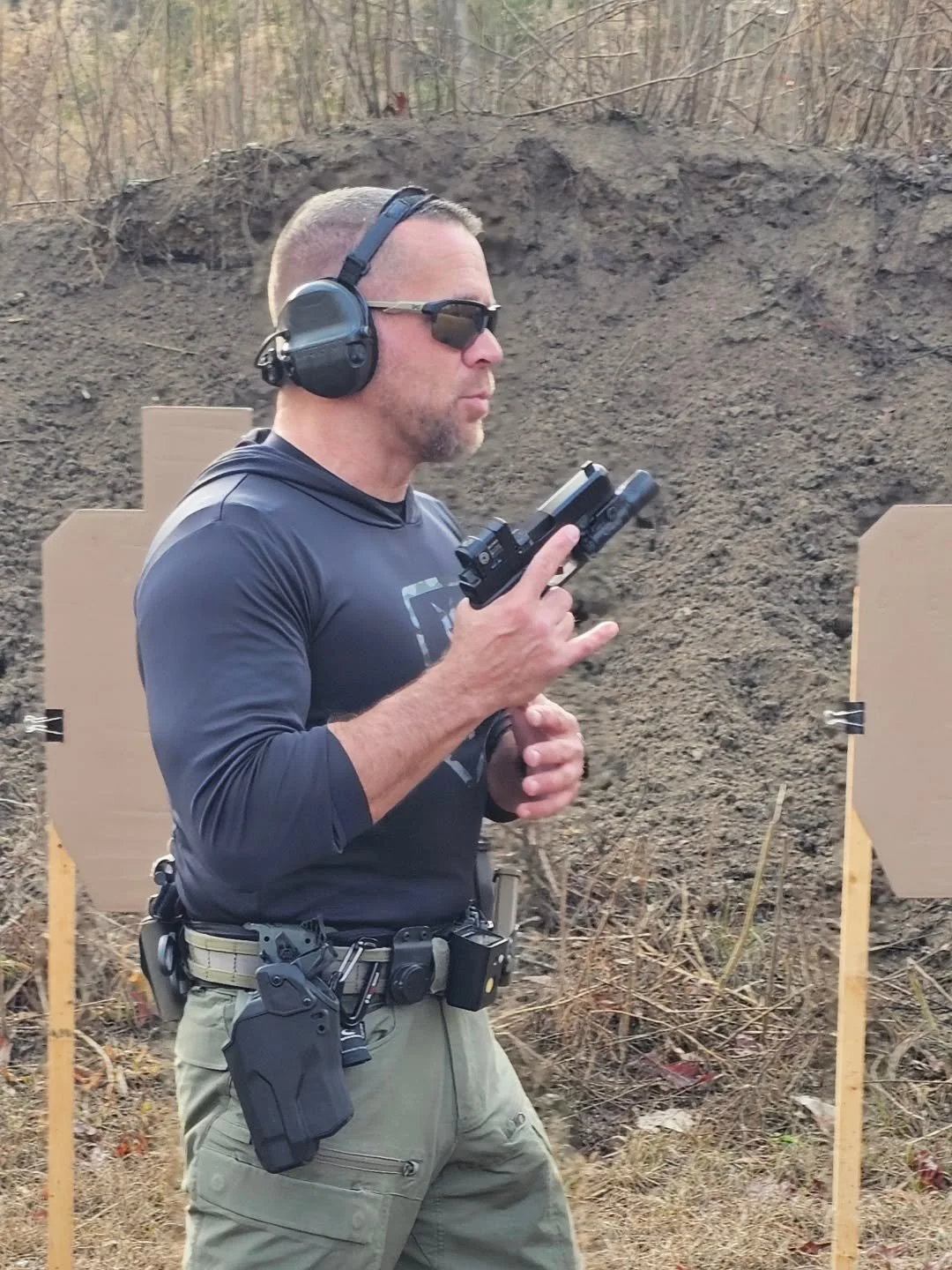 Equipment testing: I'm checking out 3 things from 3 companies in this session. This post is for @wileyx and so far so good. This model is the Jakl. They're lightweight with minimal frame. The lenses cover a little more than I'm used to with what I've