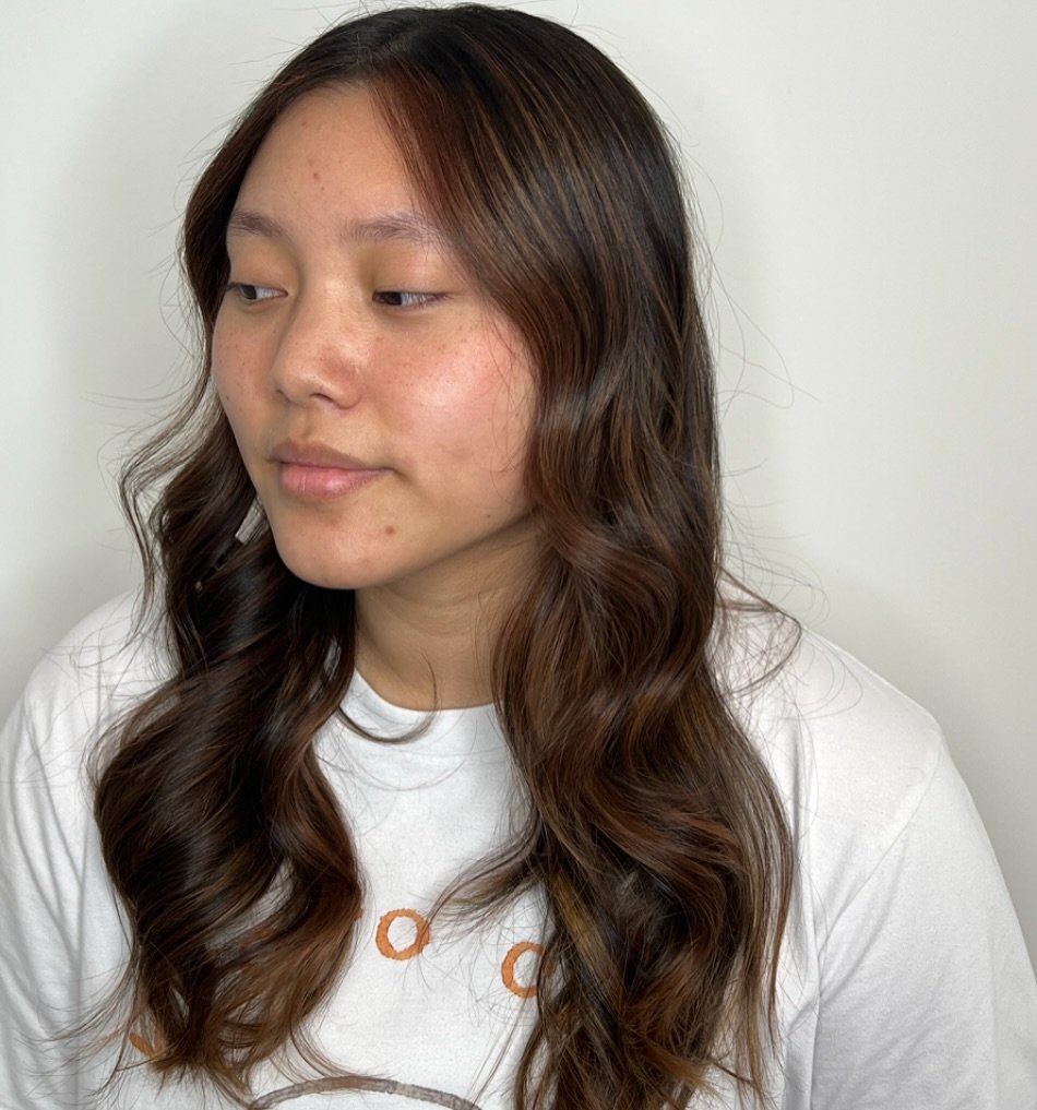 🖤Soft and stunning color by @branbum 
&bull;
&bull;
&bull;
&bull;
#nash #nashvillehair #nashvillesalon #nashvillehairstylist #germantown #germantownnashville #goodhair #nashvilleblogger #nashvilletips #youdeserveit