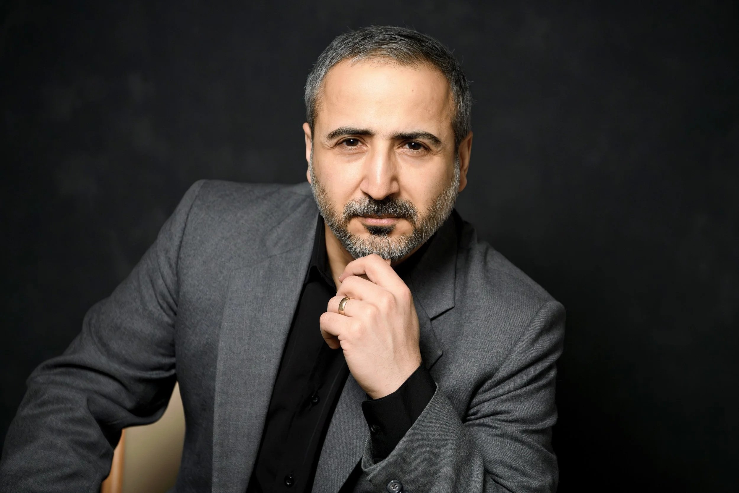 Aram Photo 1.jpg