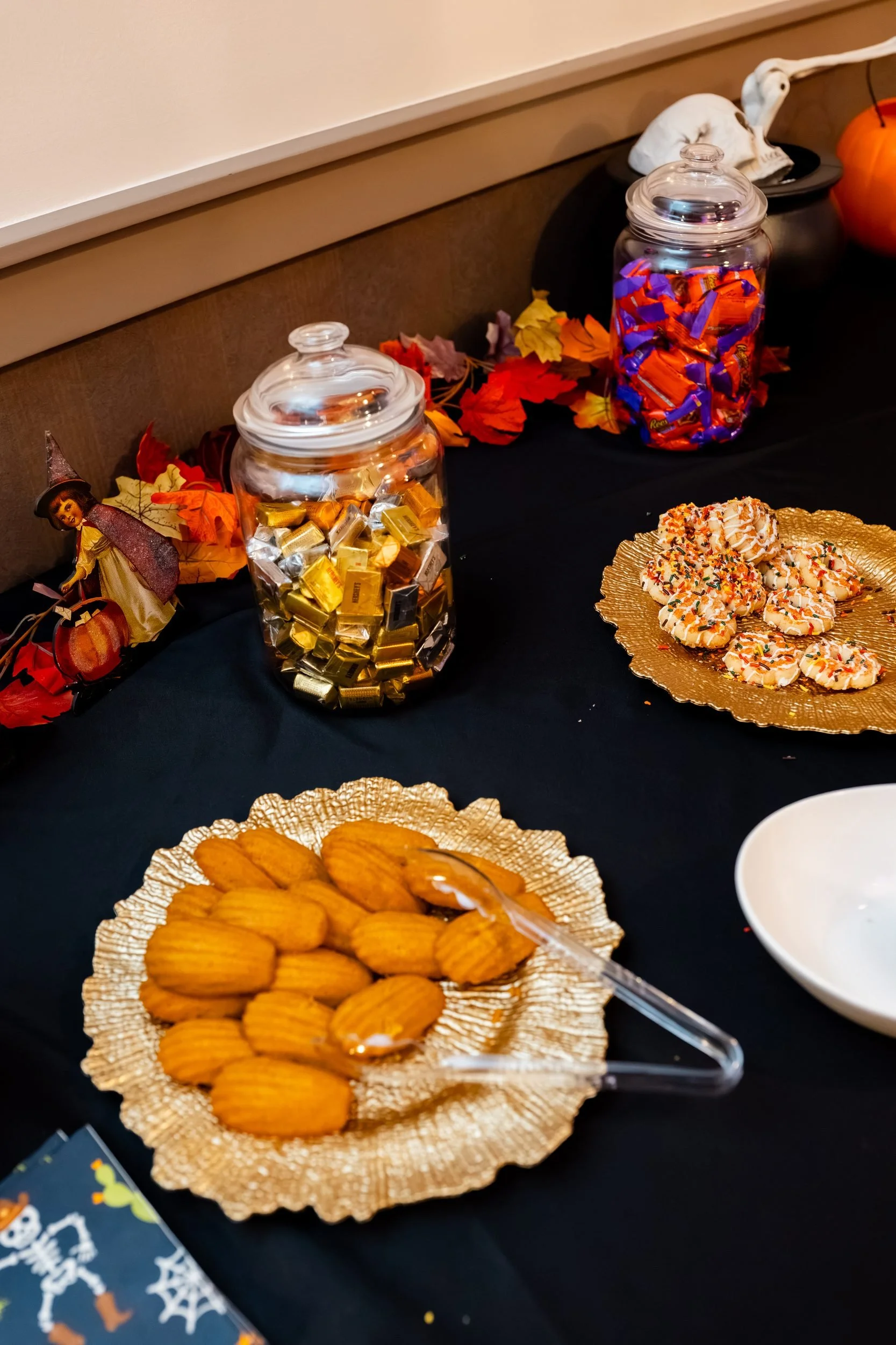 Reception table with Halloween treats