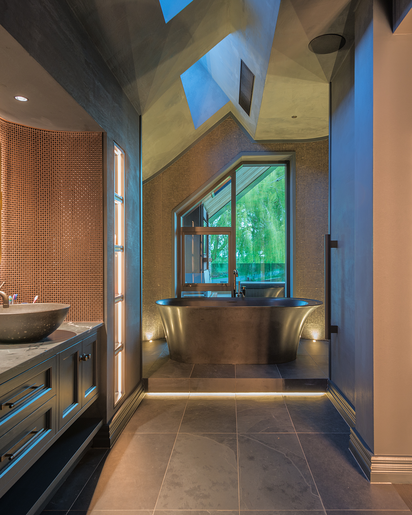 Bespoke luxury bathroom featured within the renovated home in Lincoln with additional Man Cave extension.  Senna Homes built this award winning home in Lincoln, Canterbury.
